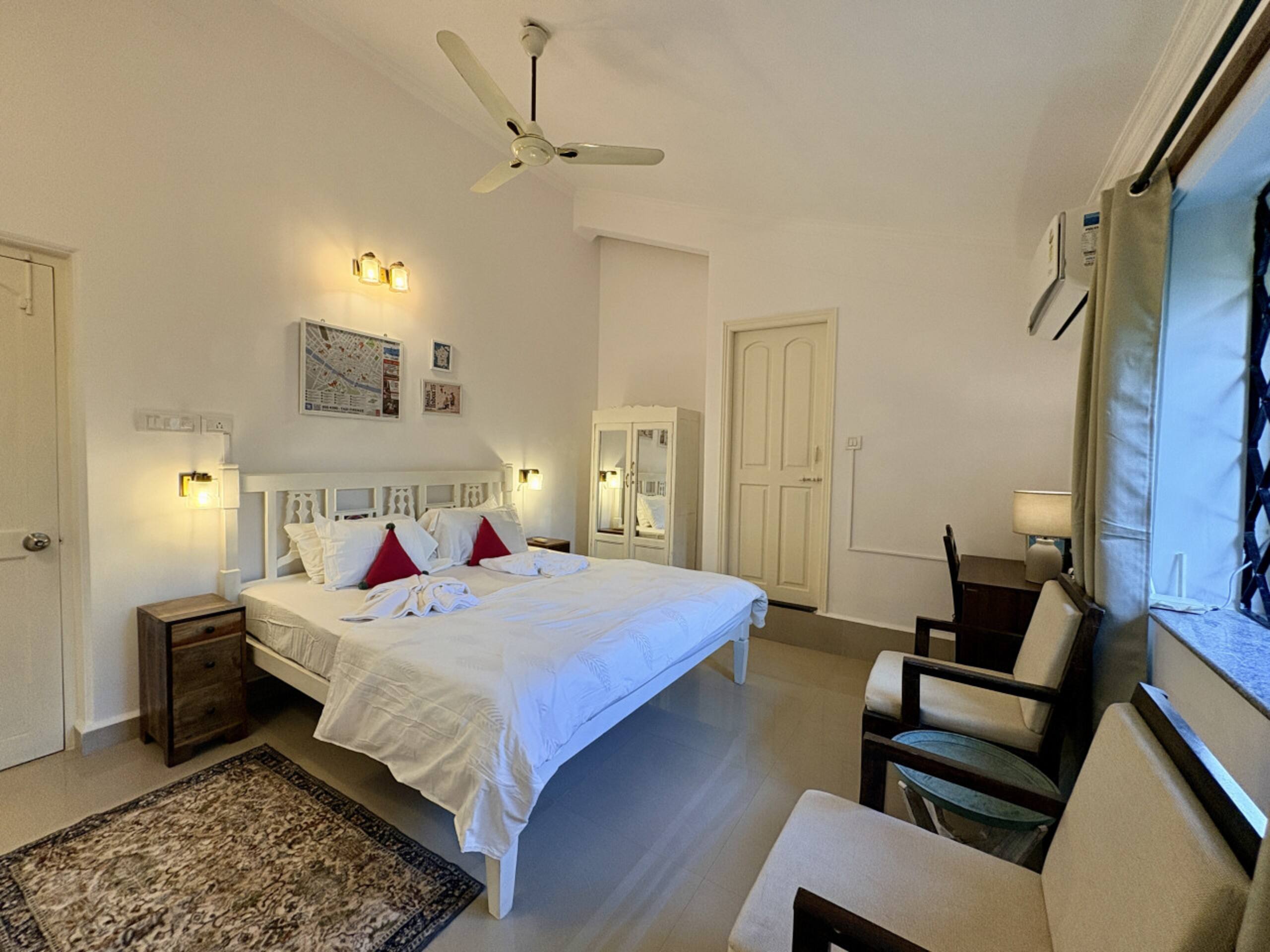 The Greendoor Villa - Beach House , 400 mtr beach 25