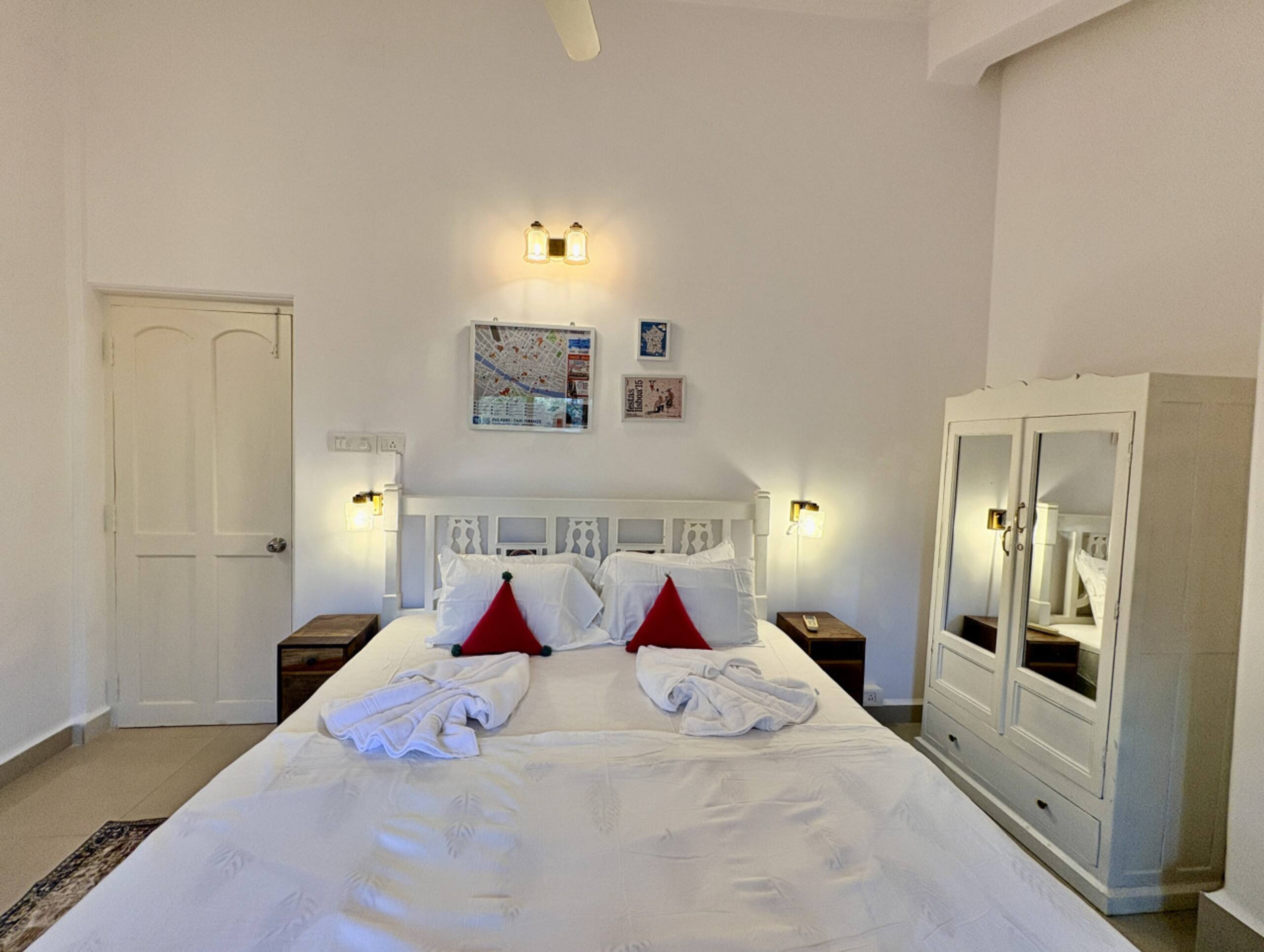The Greendoor Villa - Beach House , 400 mtr beach 27