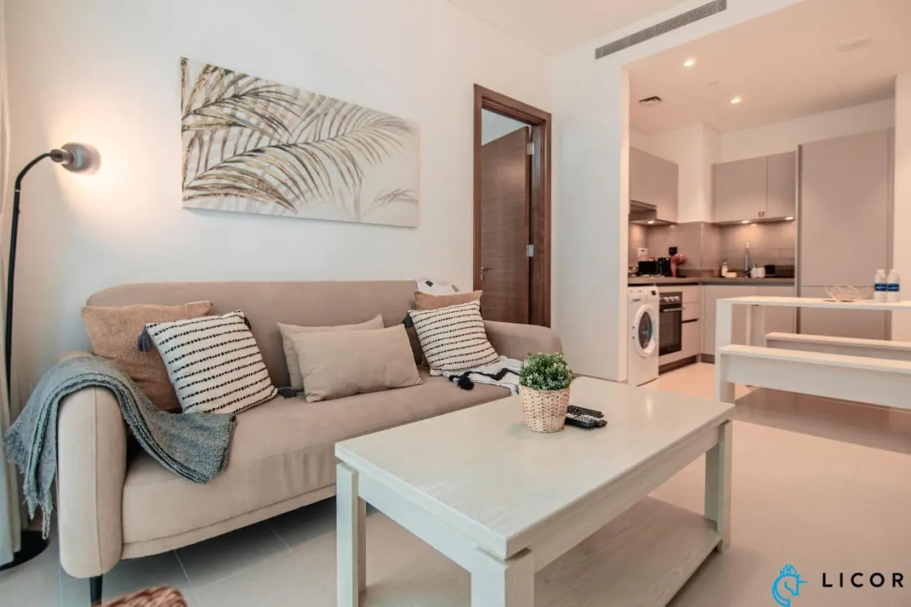 Inviting 2BR Apartment - Only 10 Mins to Downtown 10