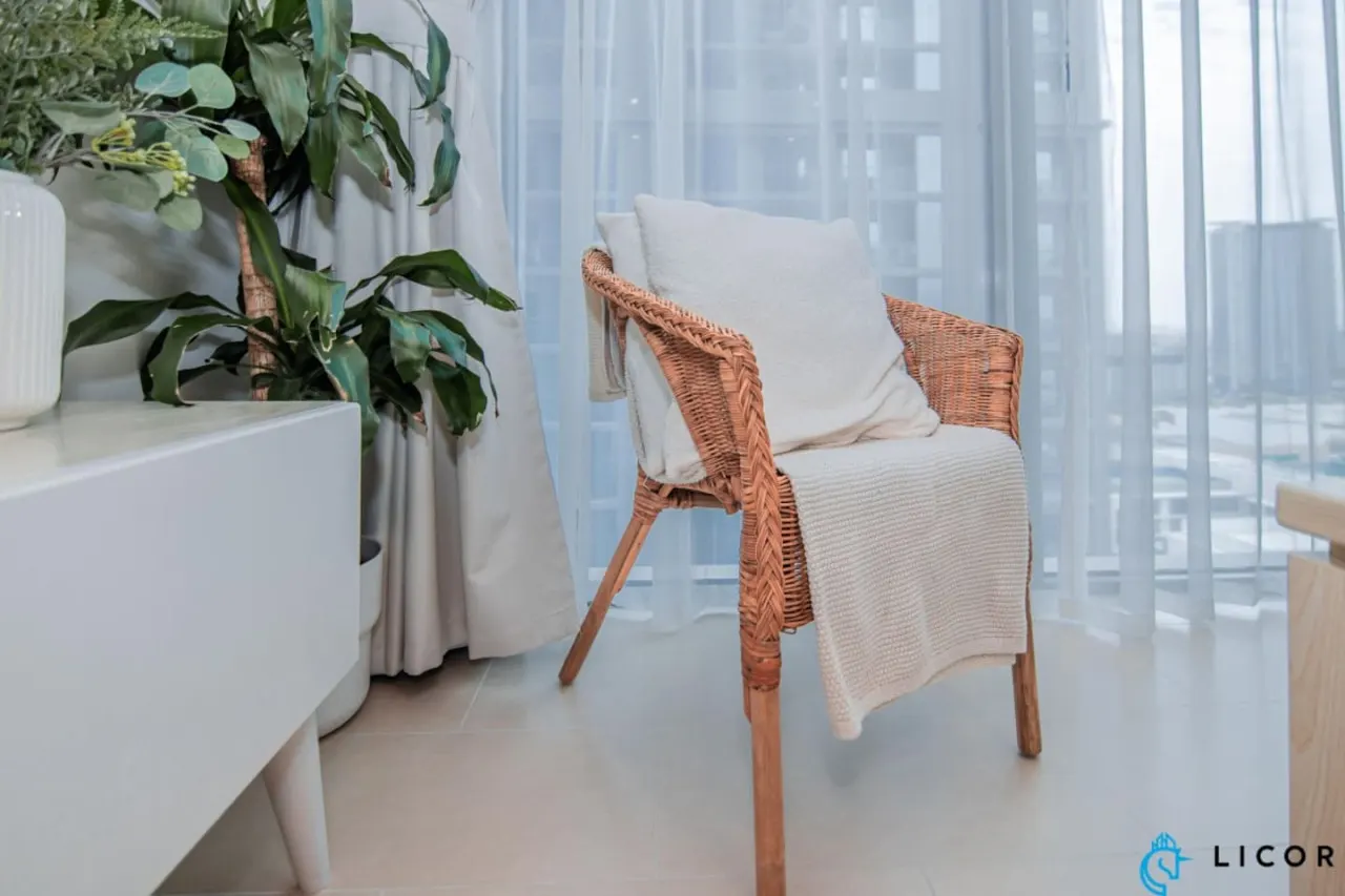 Inviting 2BR Apartment - Only 10 Mins to Downtown 15