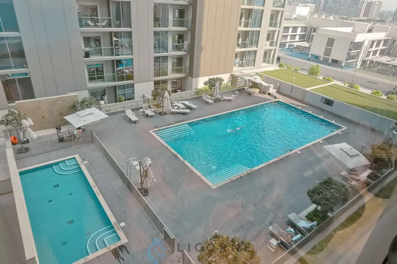 Inviting 2BR Apartment - Only 10 Mins to Downtown — photo 4