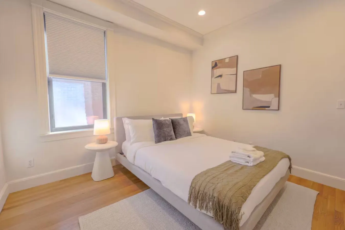 Simple 2 Bd/2 bth Washer/Dryer Close to Fenway 5