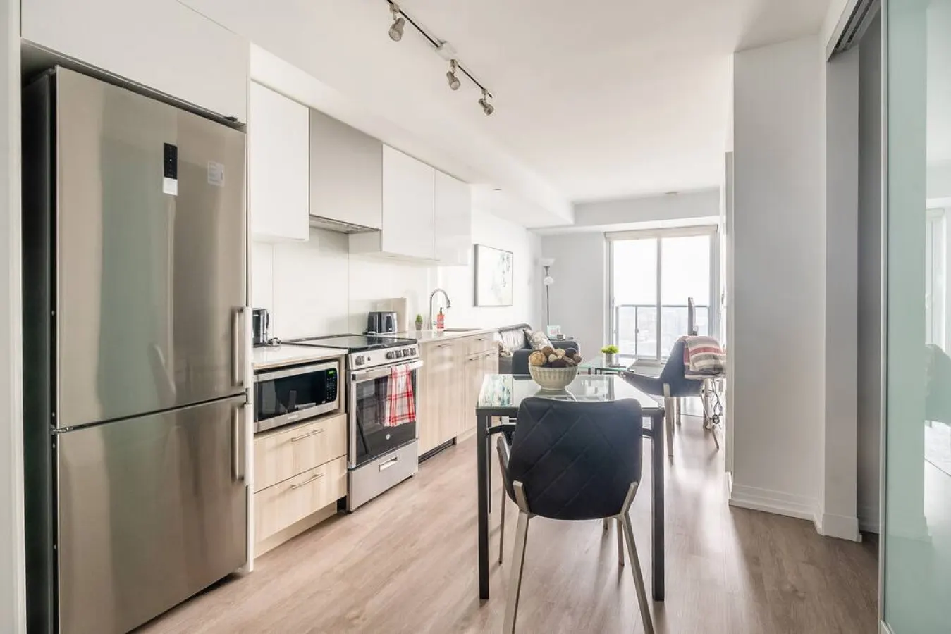 Modern 2BR Suite Stylish Design Amazing View 11