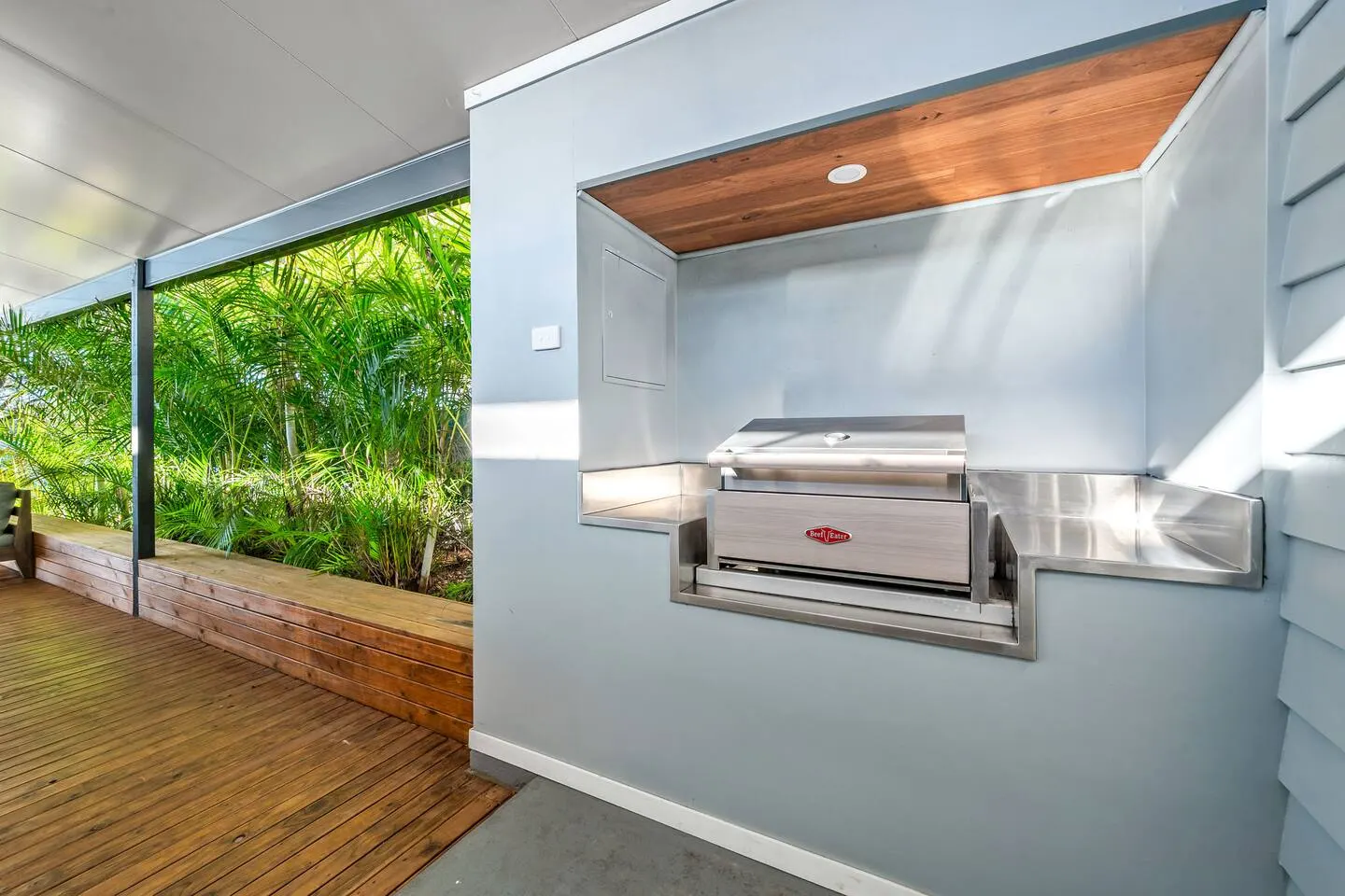 The Boathouse - Absolute Lakefront 9