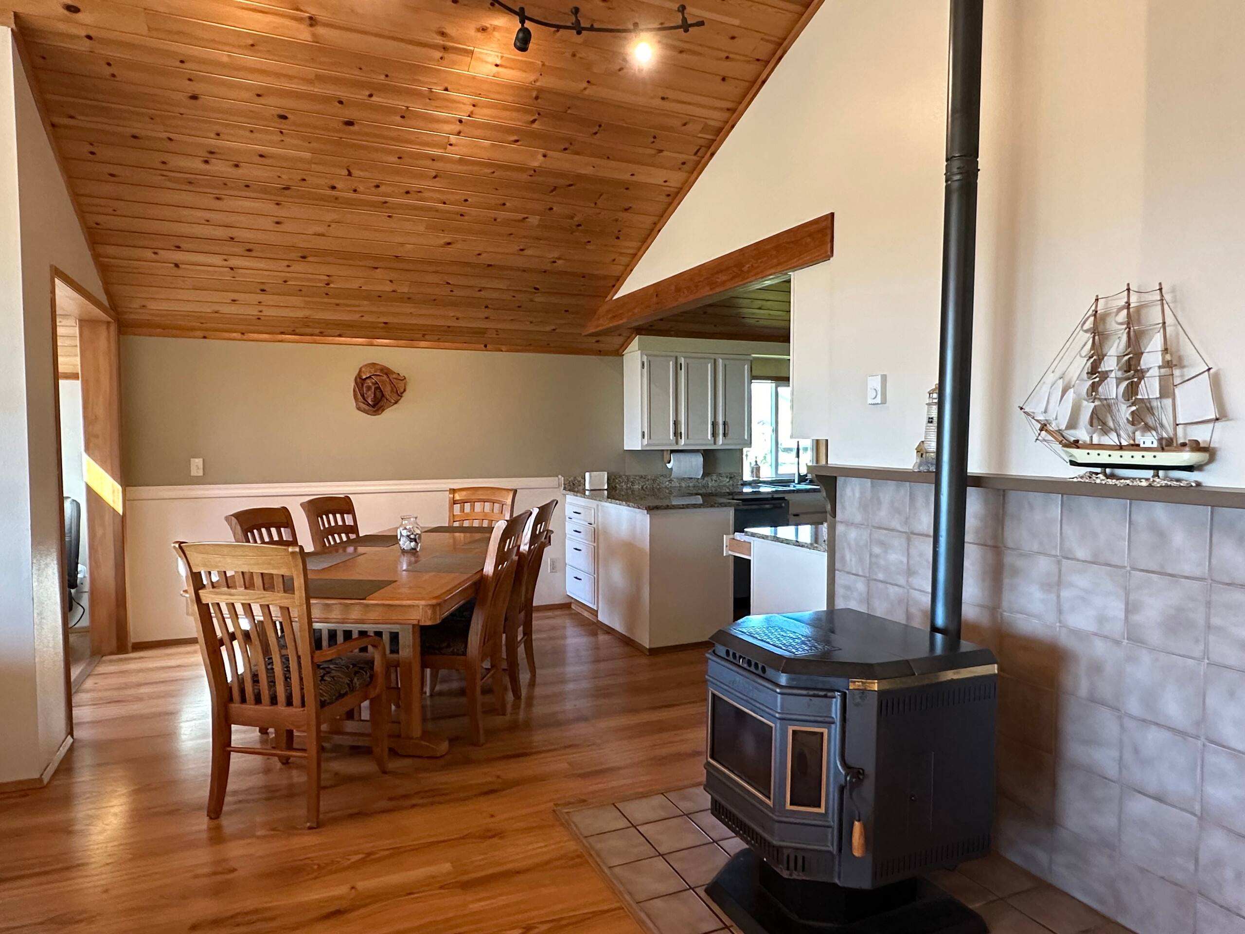 All Sunsets & Surf 4 bedrooms 6