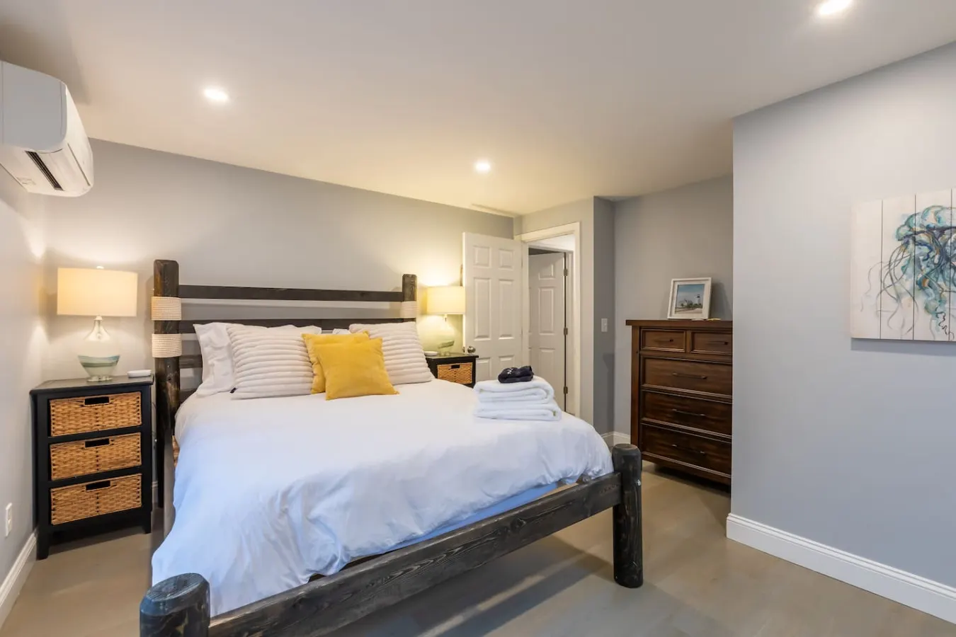 Spacious Renovated Cape Cod Beauty w/ Fenced Yard 19
