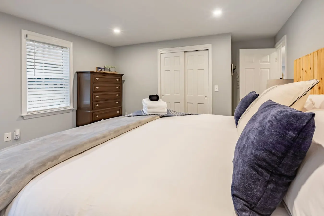Spacious Renovated Cape Cod Beauty w/ Fenced Yard 20