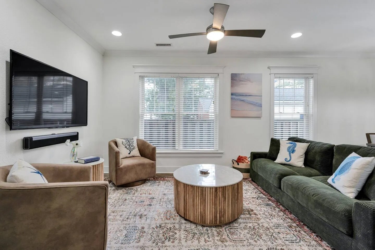 ViBe 4BR • King Bed • Walk to Beach & Boardwalk
