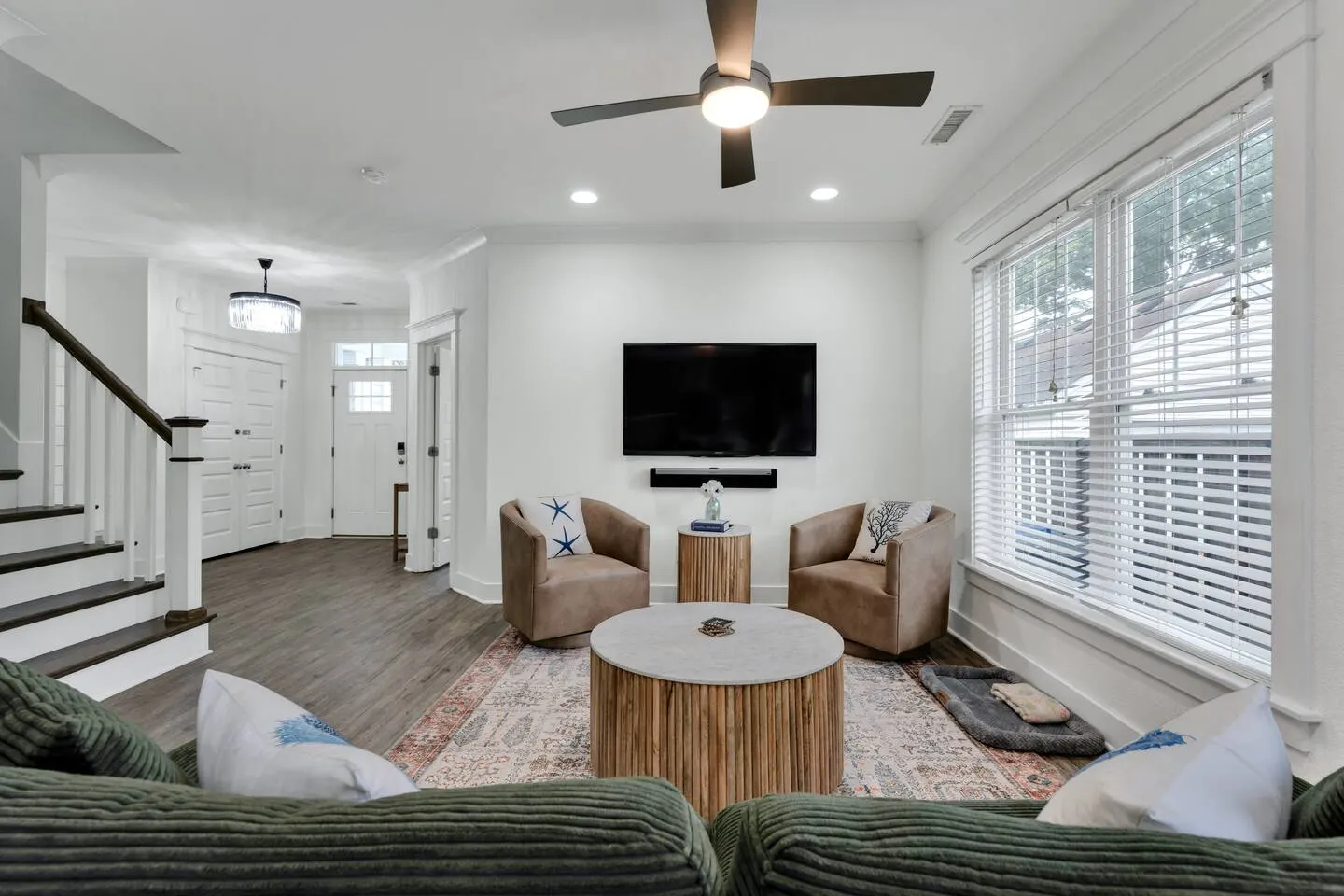 ViBe 4BR King Bed Walk to Beach & Boardwalk 2