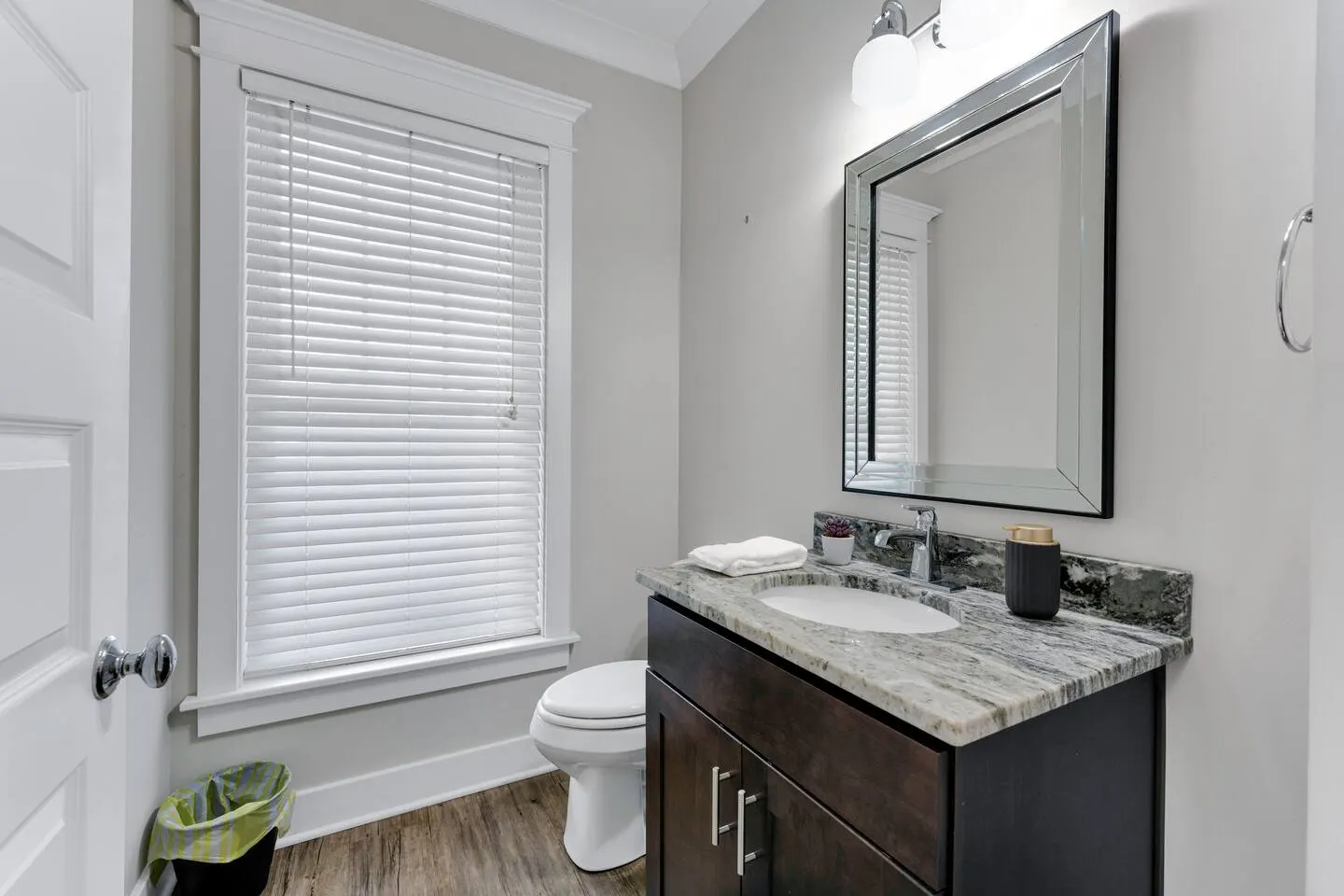 ViBe 4BR King Bed Walk to Beach & Boardwalk 17