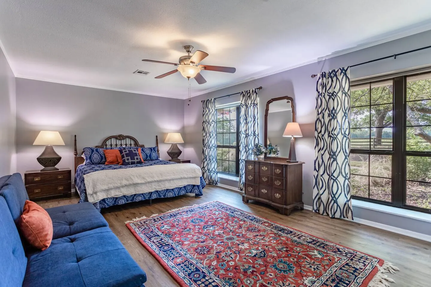 Oak Tree Country Manor w/ Pool 10