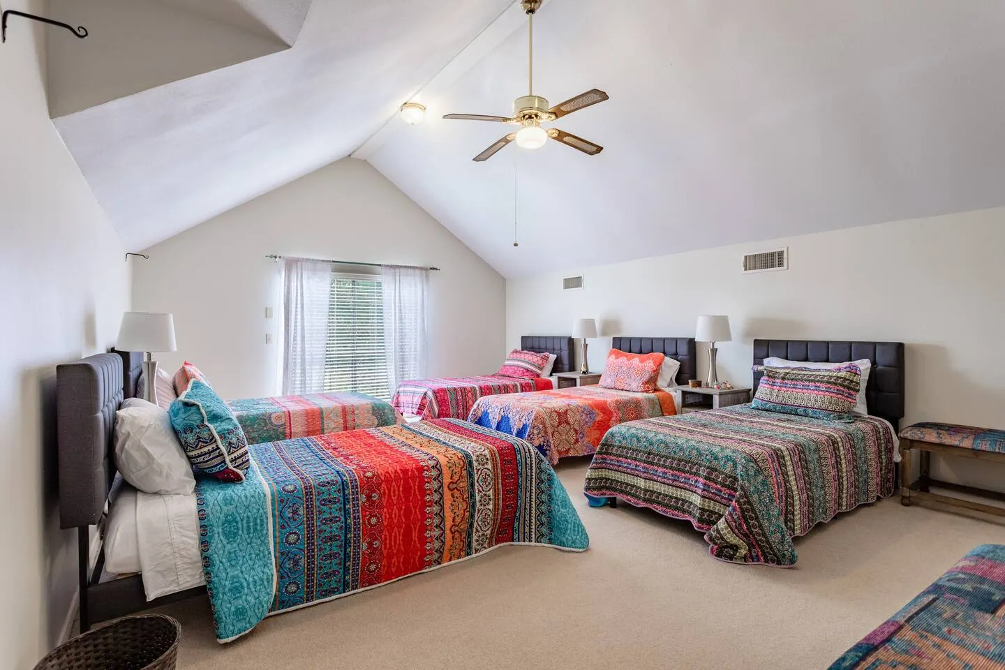 Oak Tree Country Manor w/ Pool 12