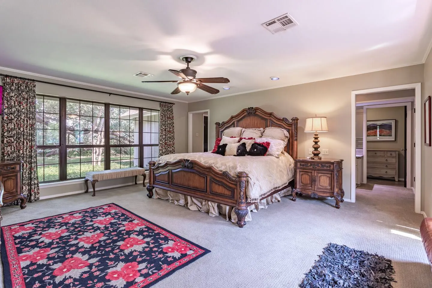 Oak Tree Country Manor w/ Pool 7