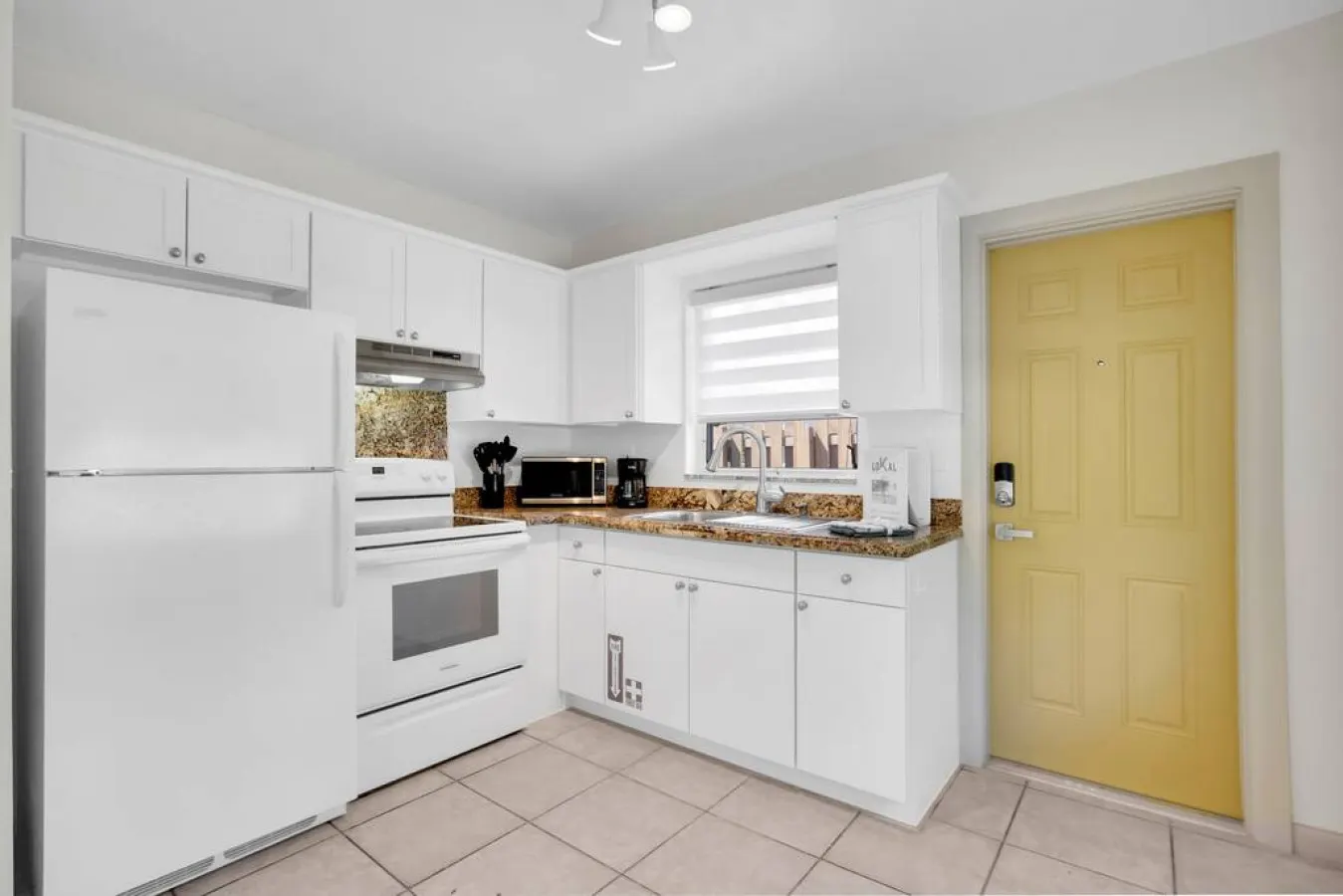 LoKal Rentals 1A - House in Fort Lauderdale 5