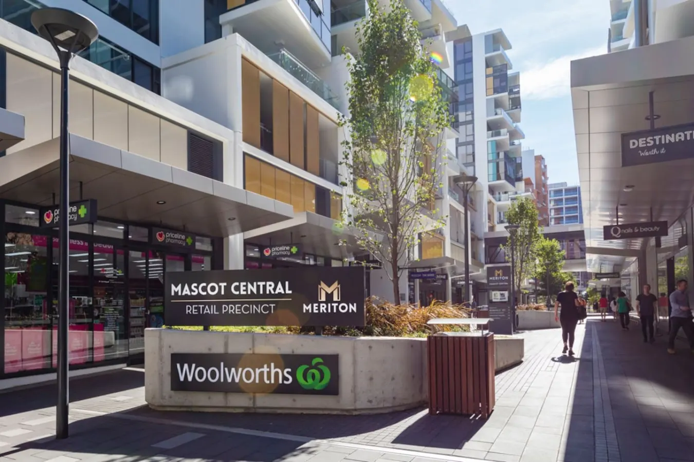 2 stop to CBD & Style 3B Split Level, 1 Car P 9