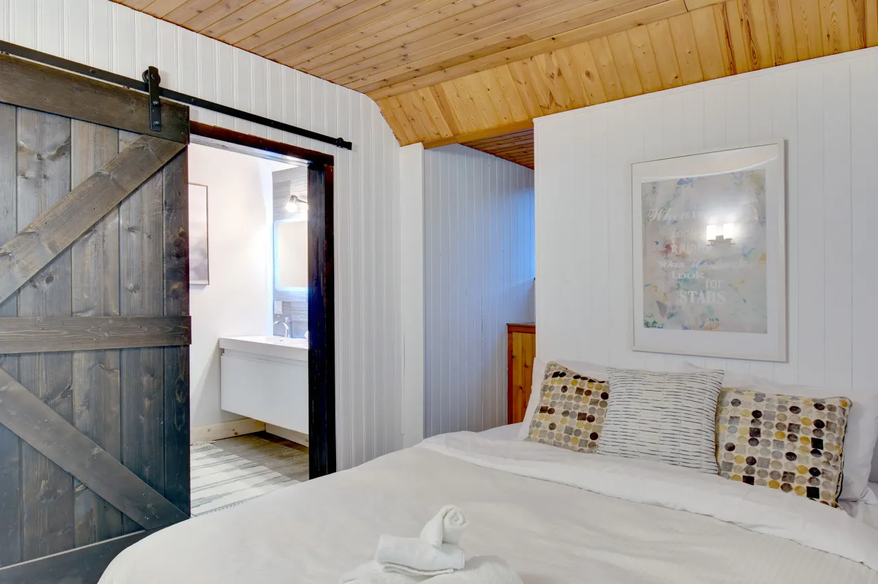The Woodland Cabin by Instant Suites | Old Village — photo 2