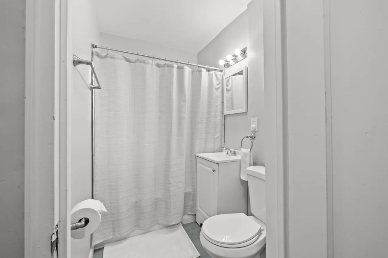 Opulent Urban Retreat 3