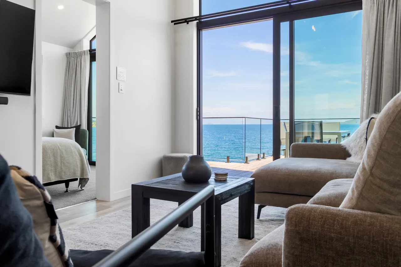 Roam Taupo Upper Terrace Unit 3 - Spa Pool 17