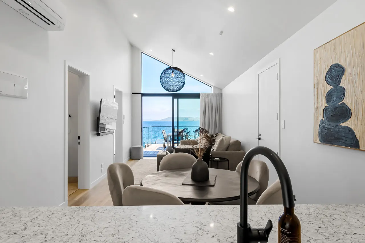 Roam Taupo Upper Terrace Unit 3 - Spa Pool 5