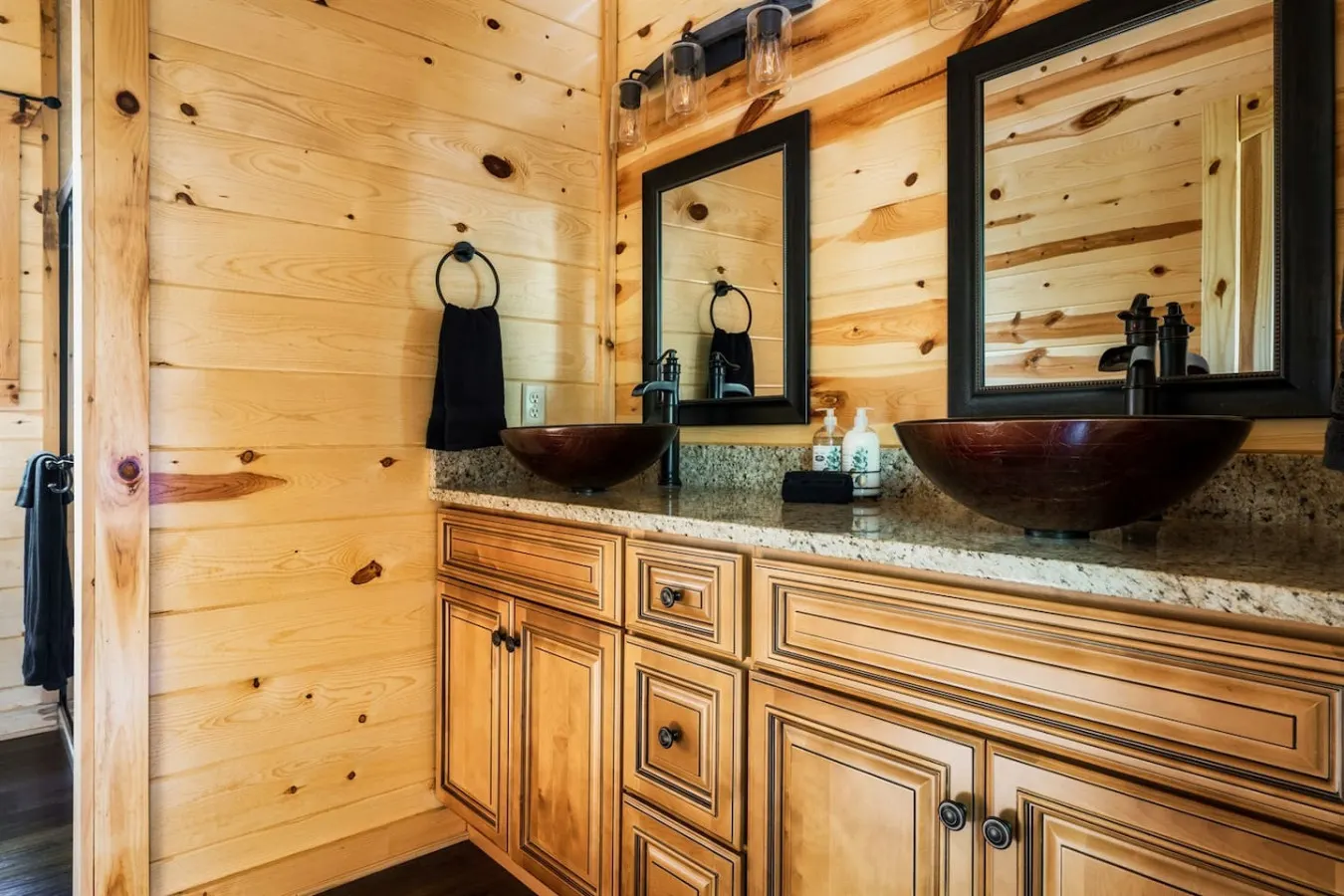 Smokies Sanctuary – Hot Tub, Fire Pit, Mtn Views 18