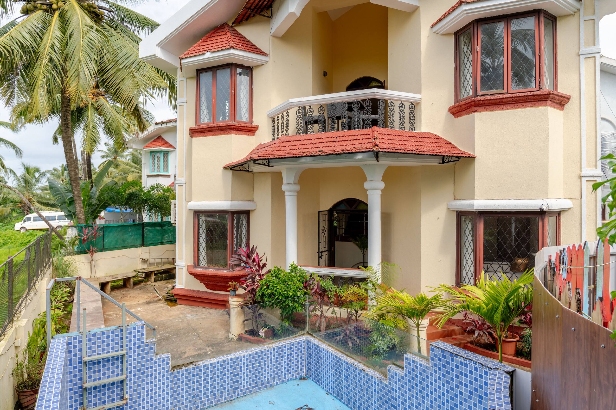 Pixy Homestay 3BHK Goan-Style Villa | Private pool 32