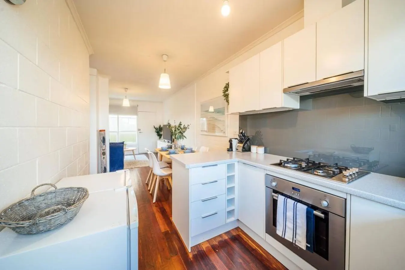 Urban Beach Shack—Steps to Grange Beach & Café 11