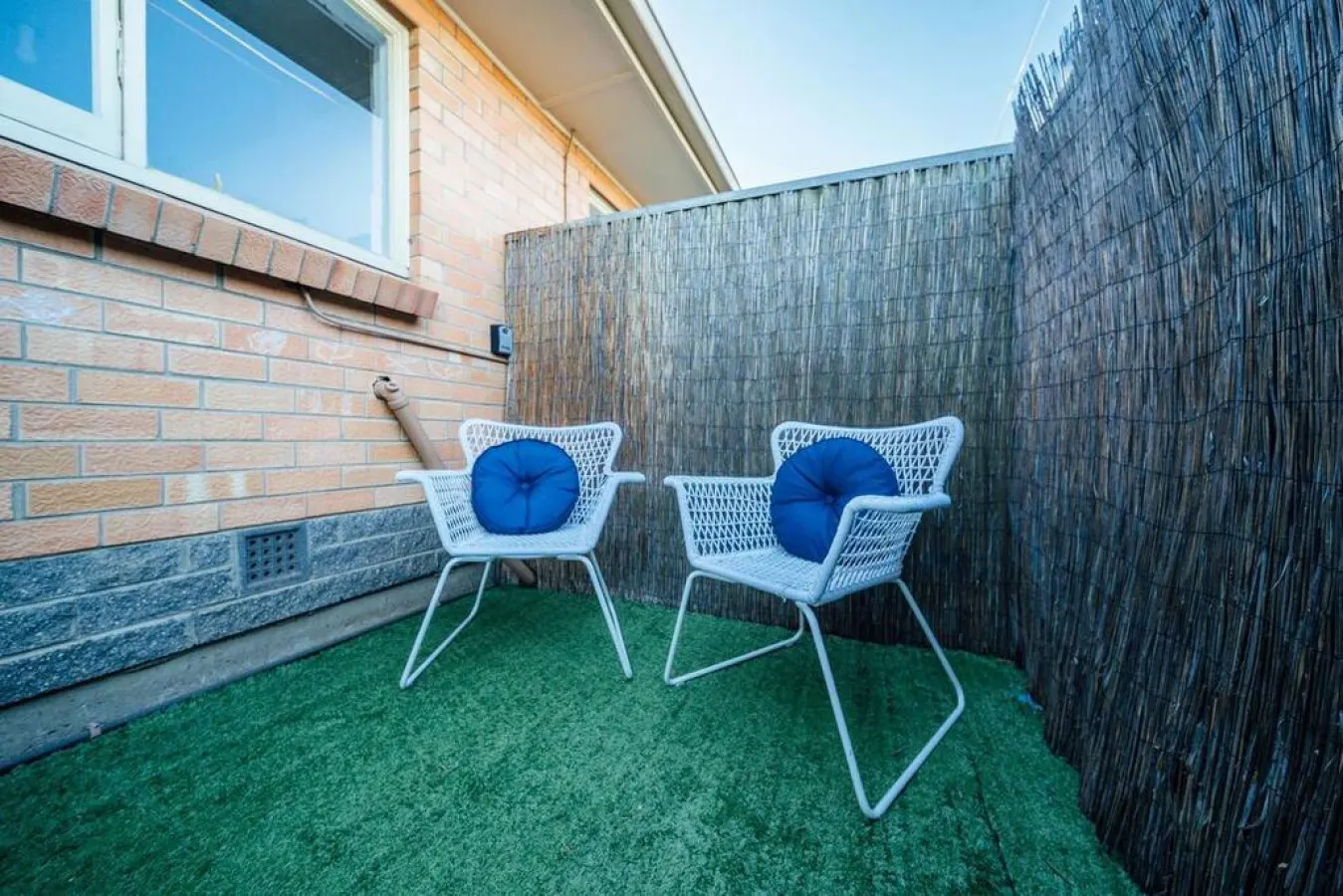 Urban Beach Shack—Steps to Grange Beach & Café 17