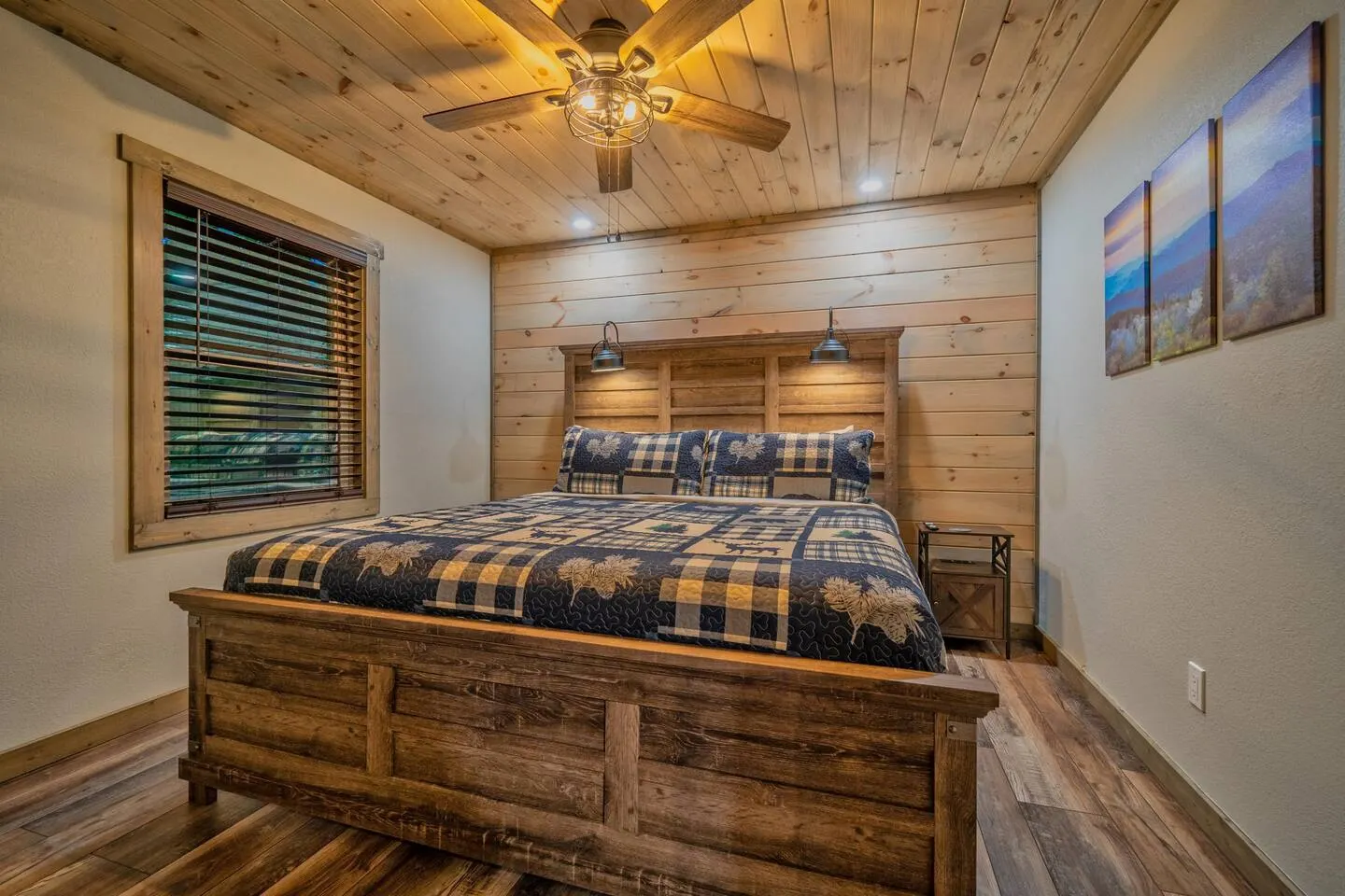 *New Listing*Huge Porch-Hot tub-Quiet-Easy Access! 13