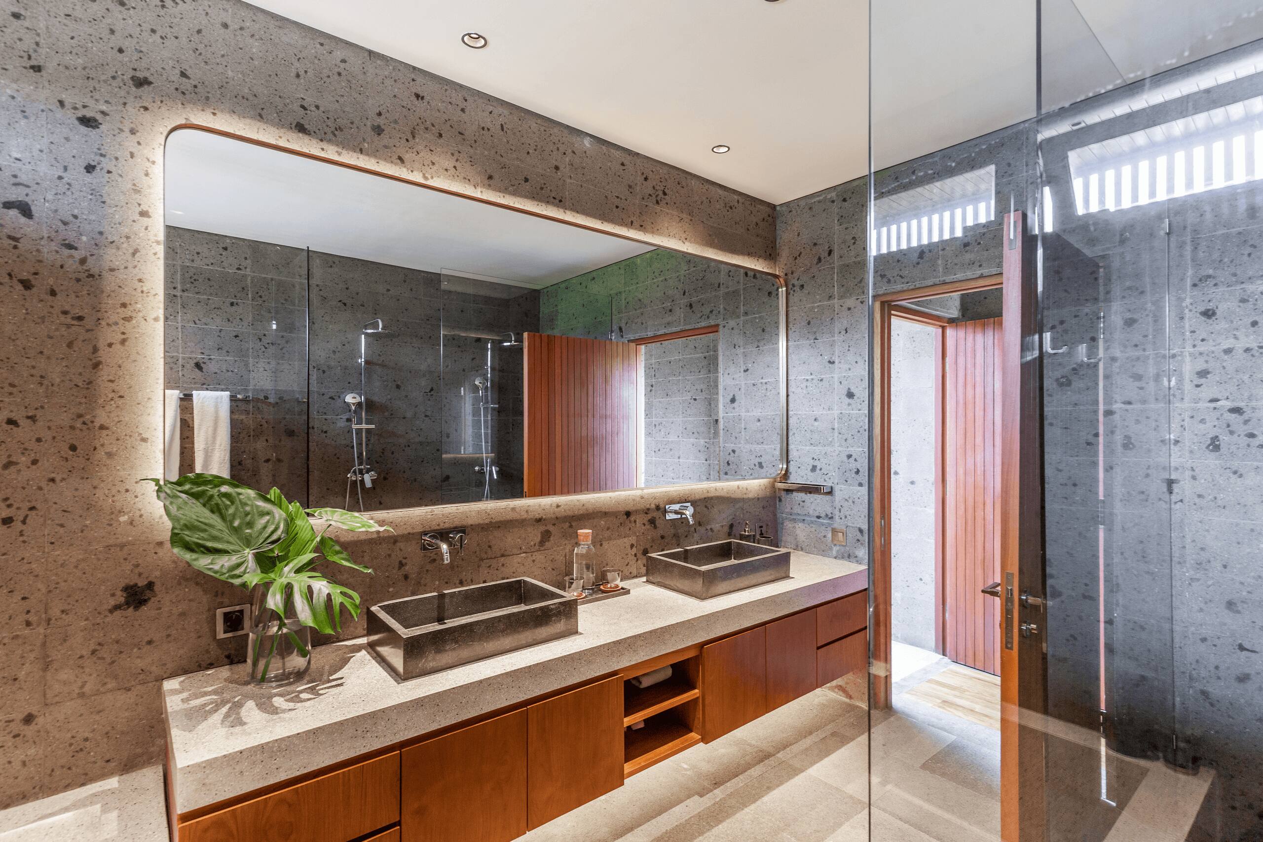 The Riverhouse 31