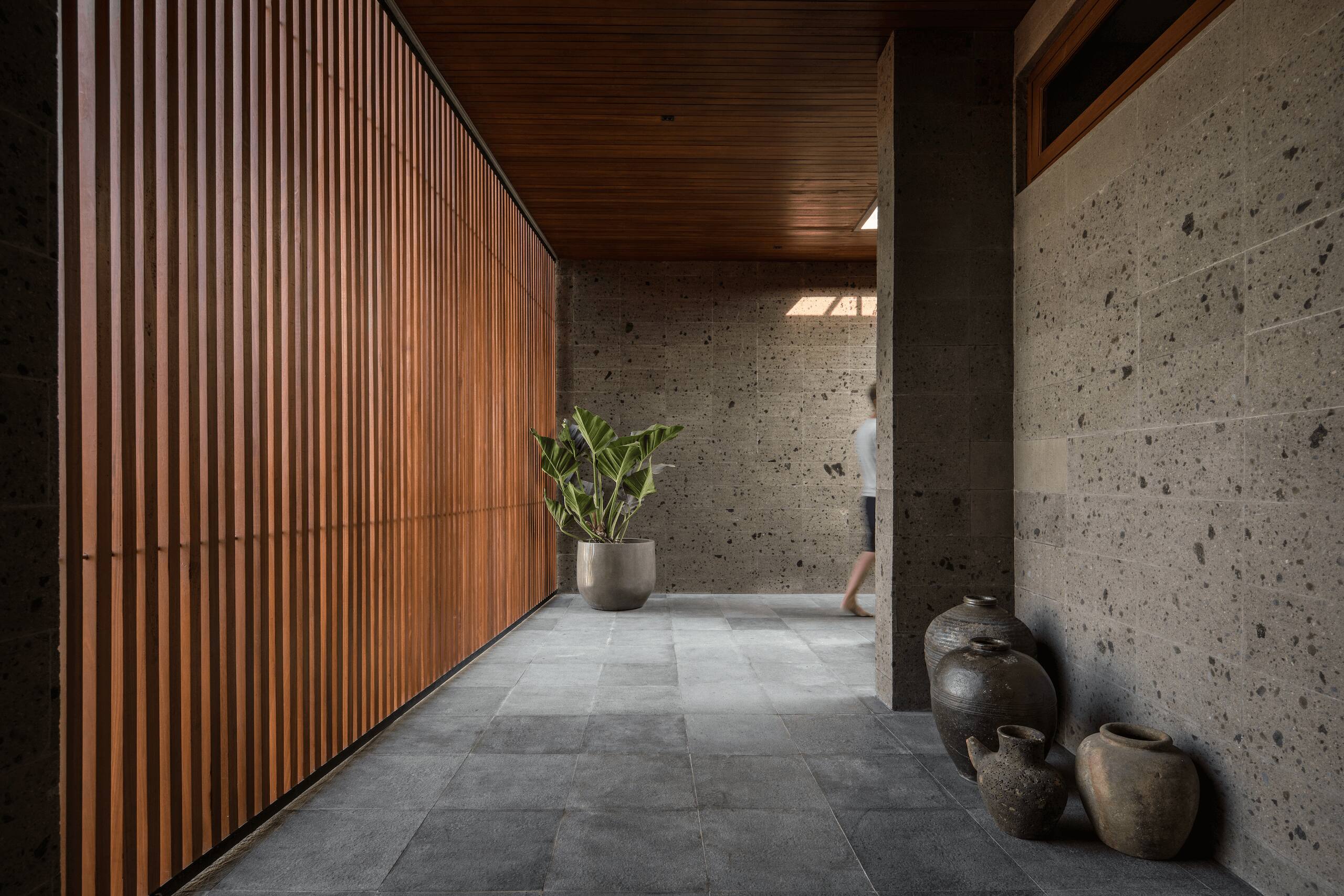 The Riverhouse 36