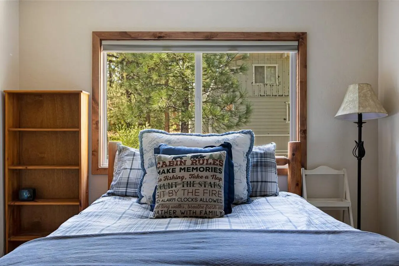 Snowcrest Lodge: Luxurious Retreat, EV & Hot Tub 13