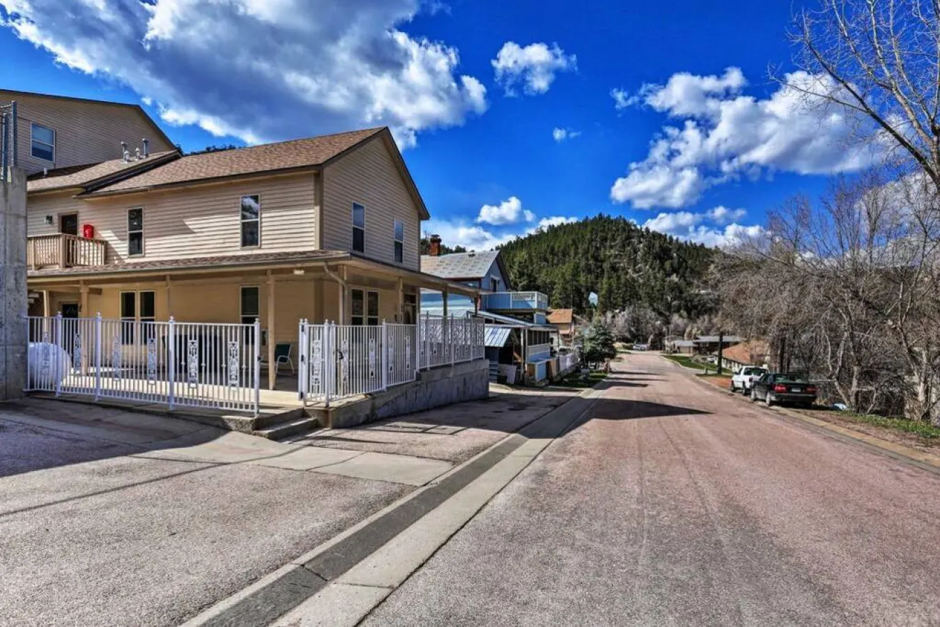 Black Hills Haven The Summit Lodge – Units 1 & 2 4BR Vensérra Retreat near Mount Rushmore 2