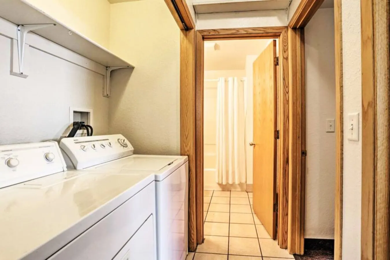 Black Hills Haven The Summit Lodge – Units 1 & 2 4BR Vensérra Retreat near Mount Rushmore 18