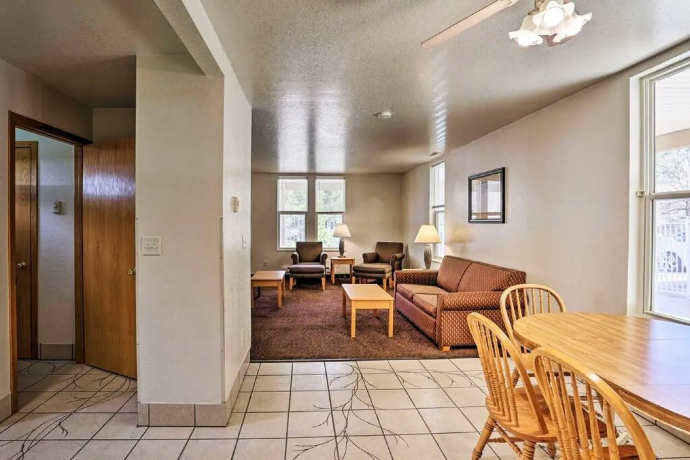 Black Hills Haven The Summit Lodge – Units 1 & 2 4BR Vensérra Retreat near Mount Rushmore 4