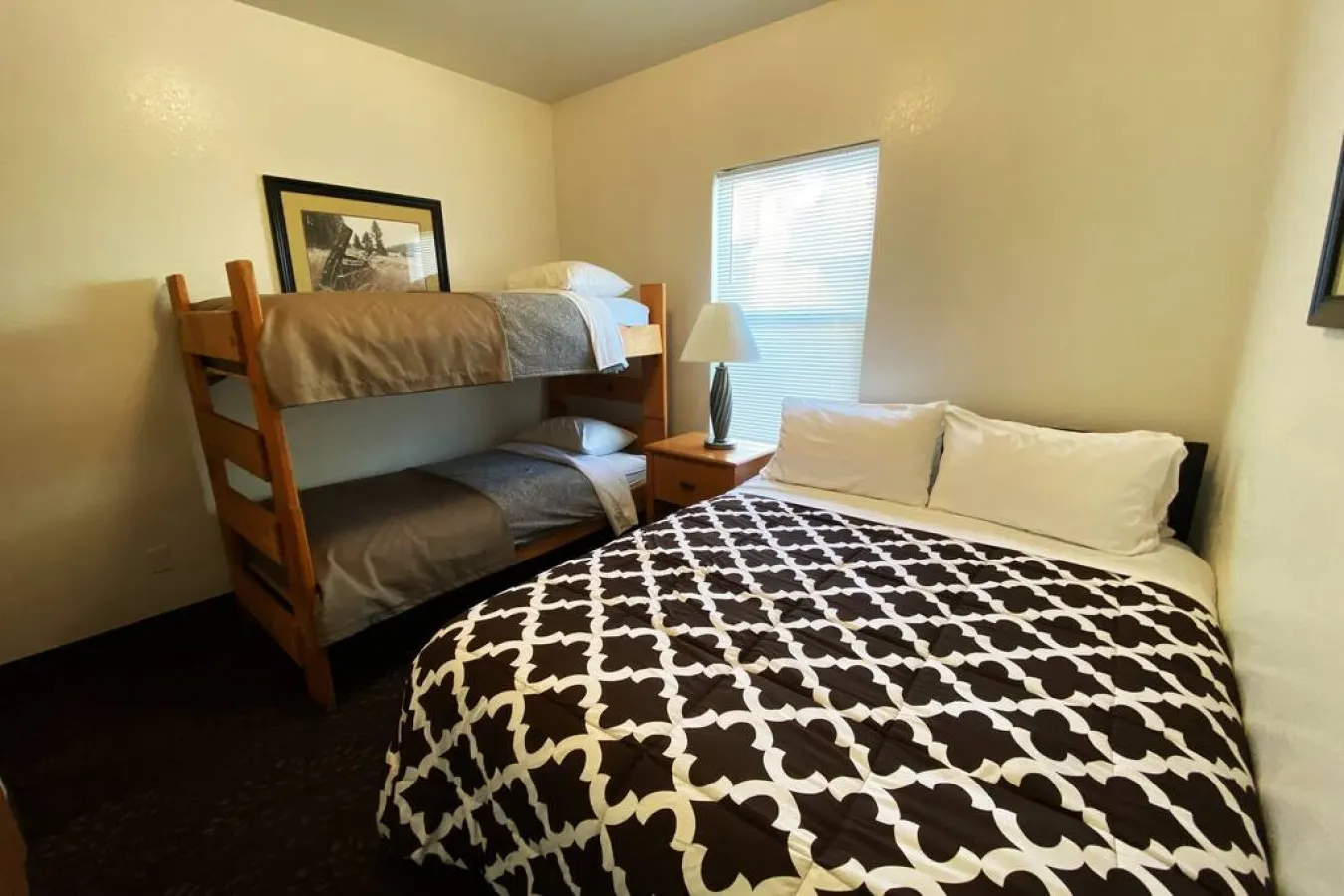 Black Hills Haven The Summit Lodge – Units 1 & 2 4BR Vensérra Retreat near Mount Rushmore 8