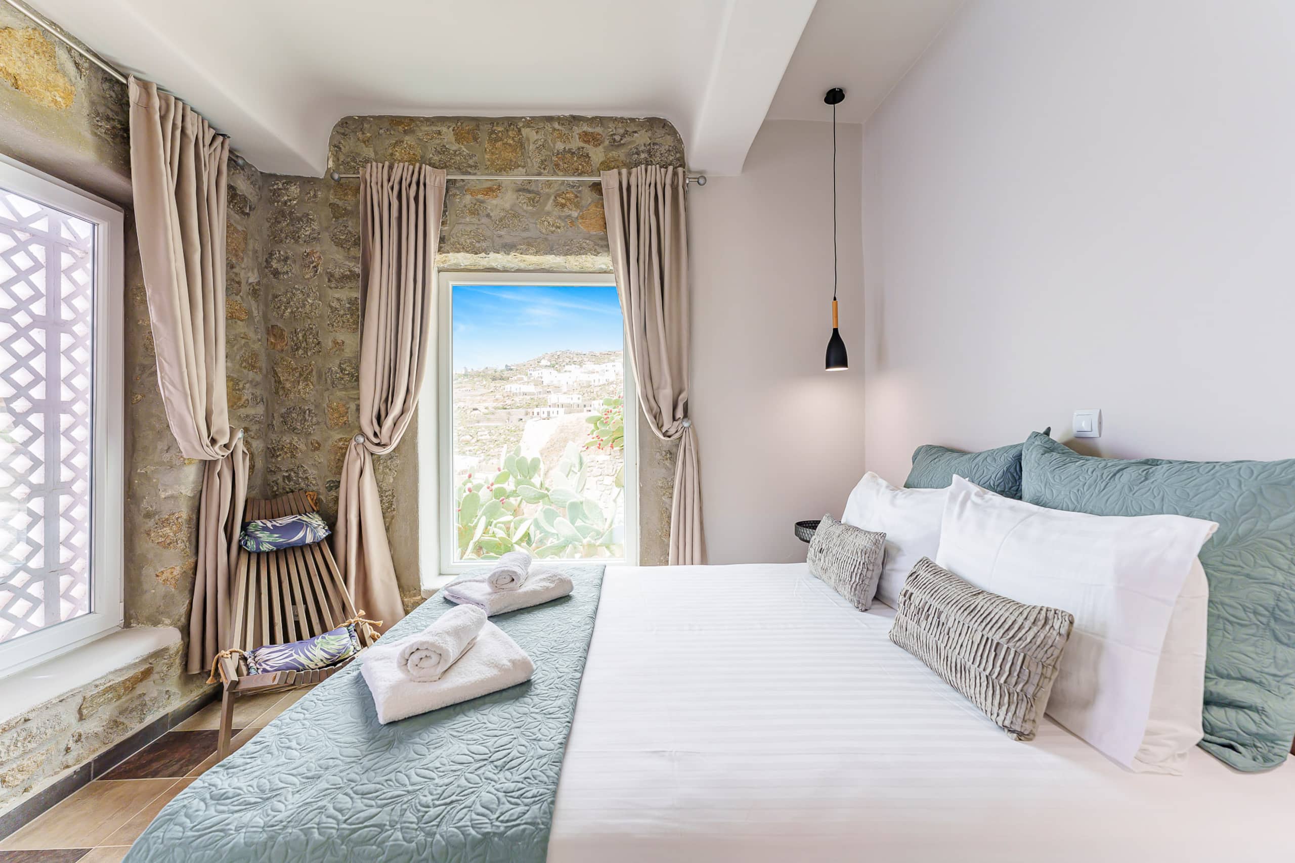 Beachfront Super Rockies Villa Stardust 19