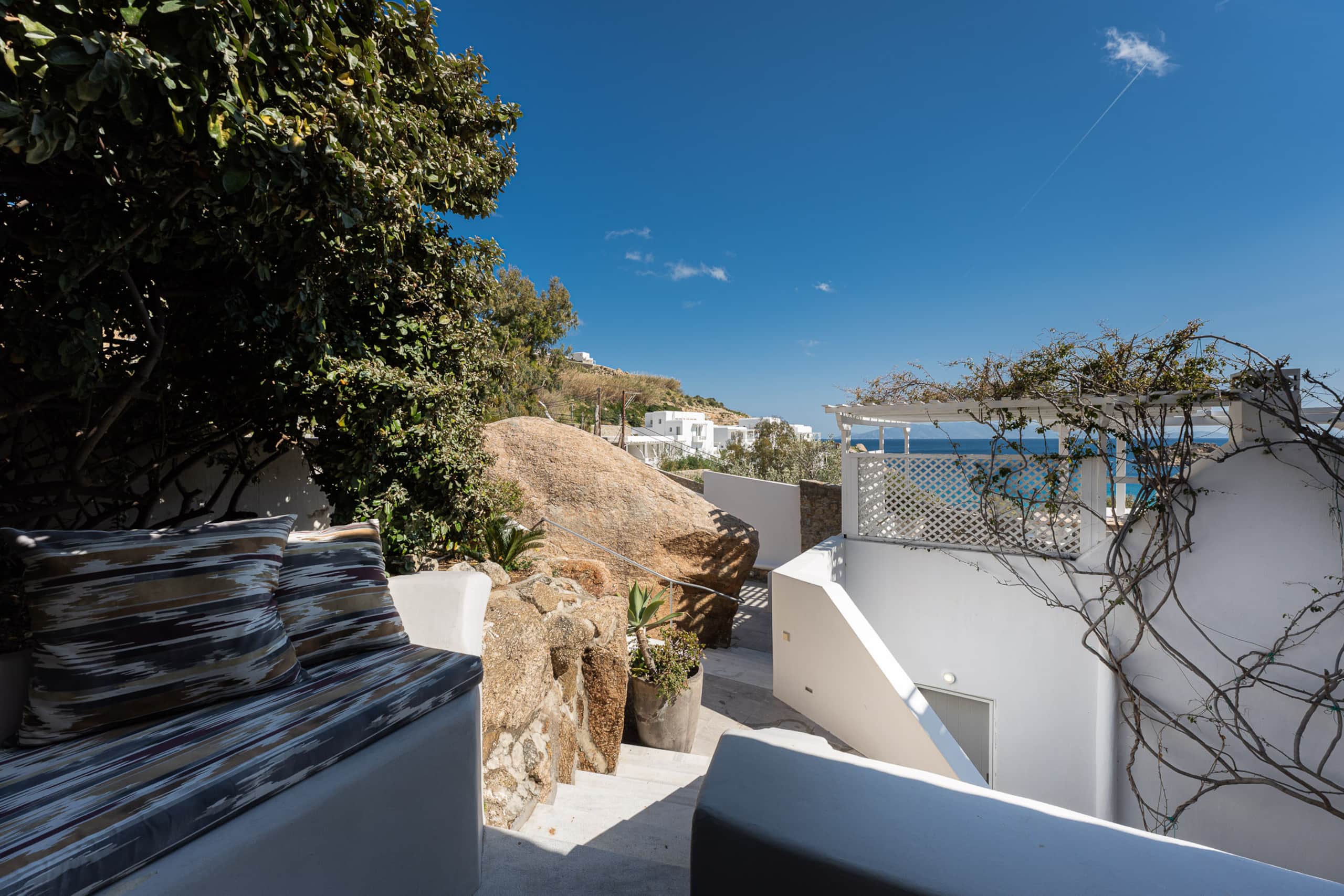Beachfront Super Rockies Villa Stardust 40