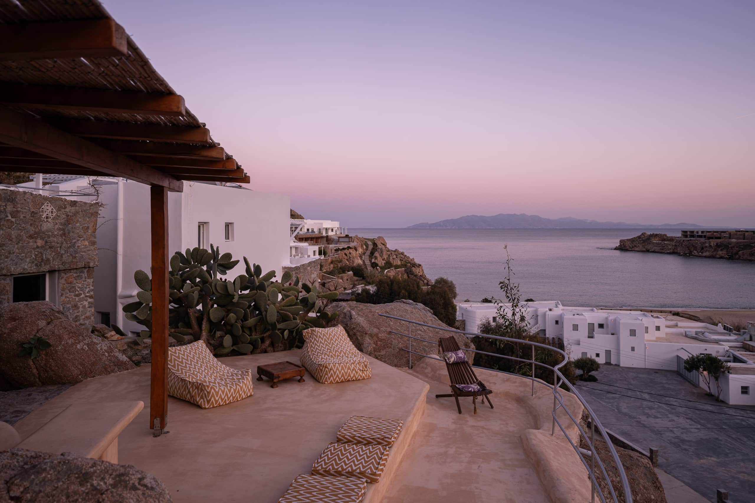 Beachfront Super Rockies Villa Stardust 30
