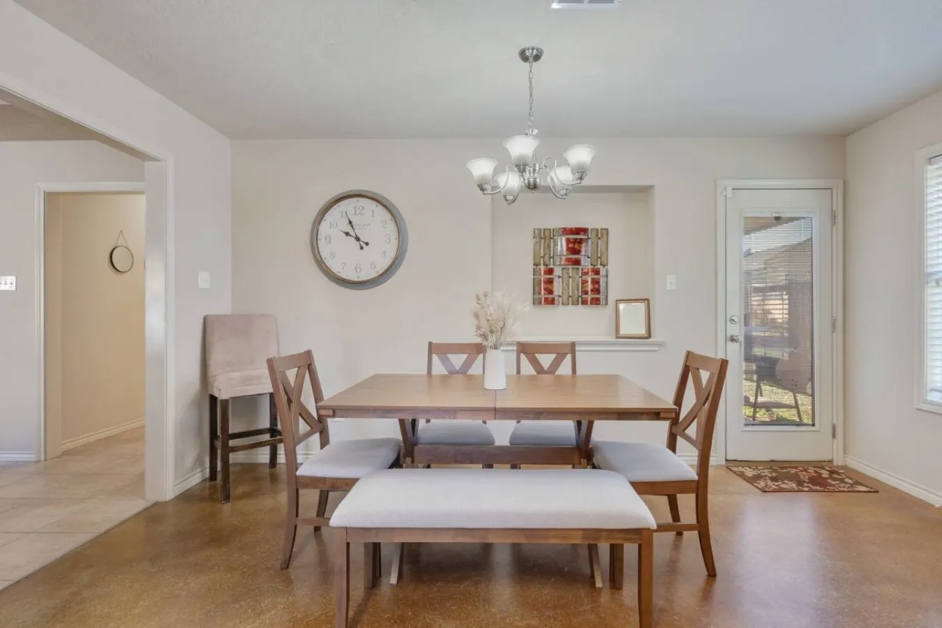 The Sterling House: 4BR Near Texas A&M + Grill 4