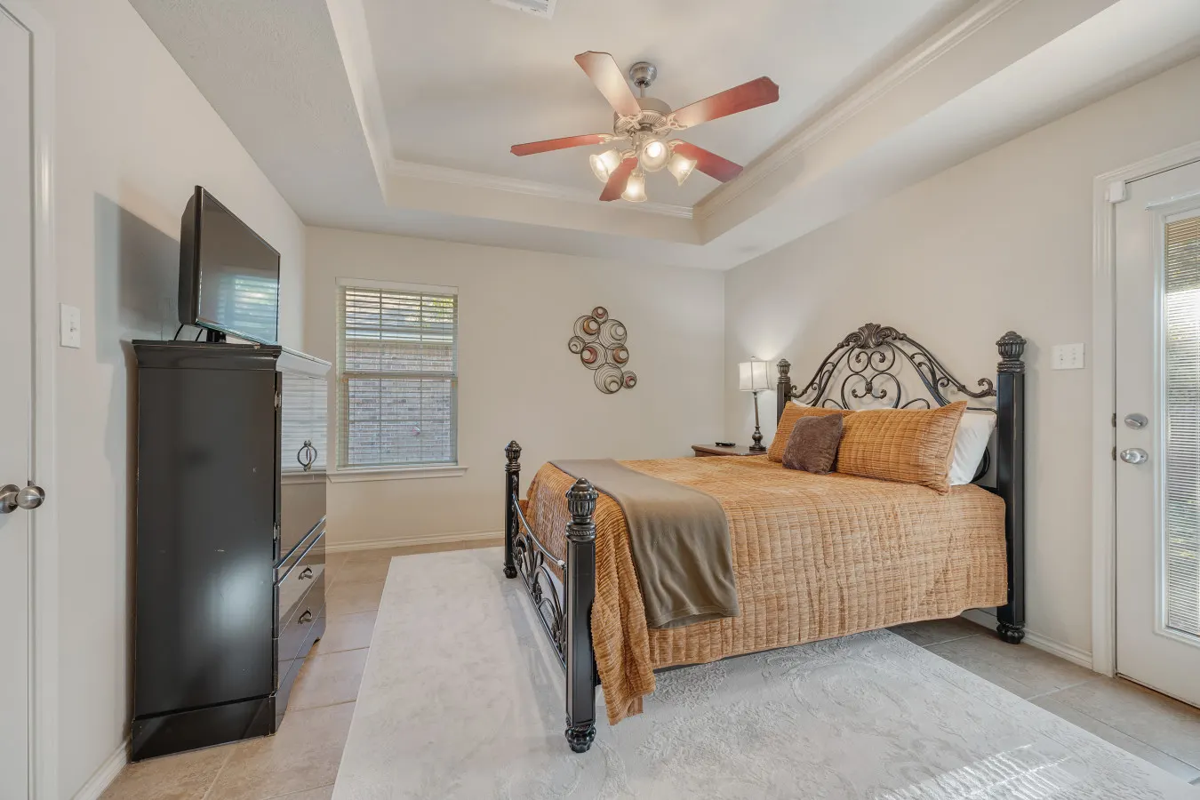 The Sterling House: 4BR Near Texas A&M + Grill 7