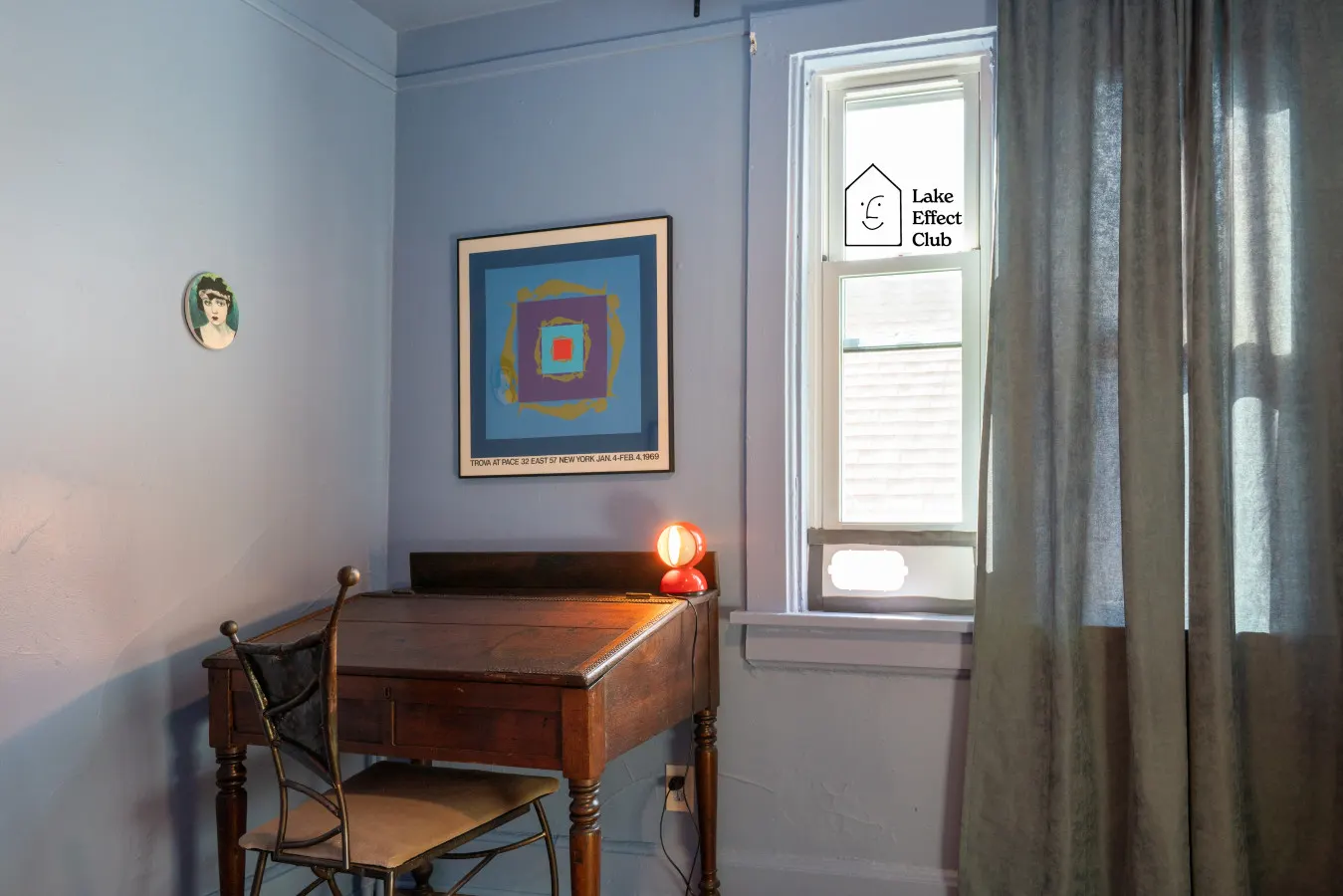 Sunny 1BR Flat with Gold + Blue Interiors Lake Effect Club: The Hoan, Sleeps 4 18