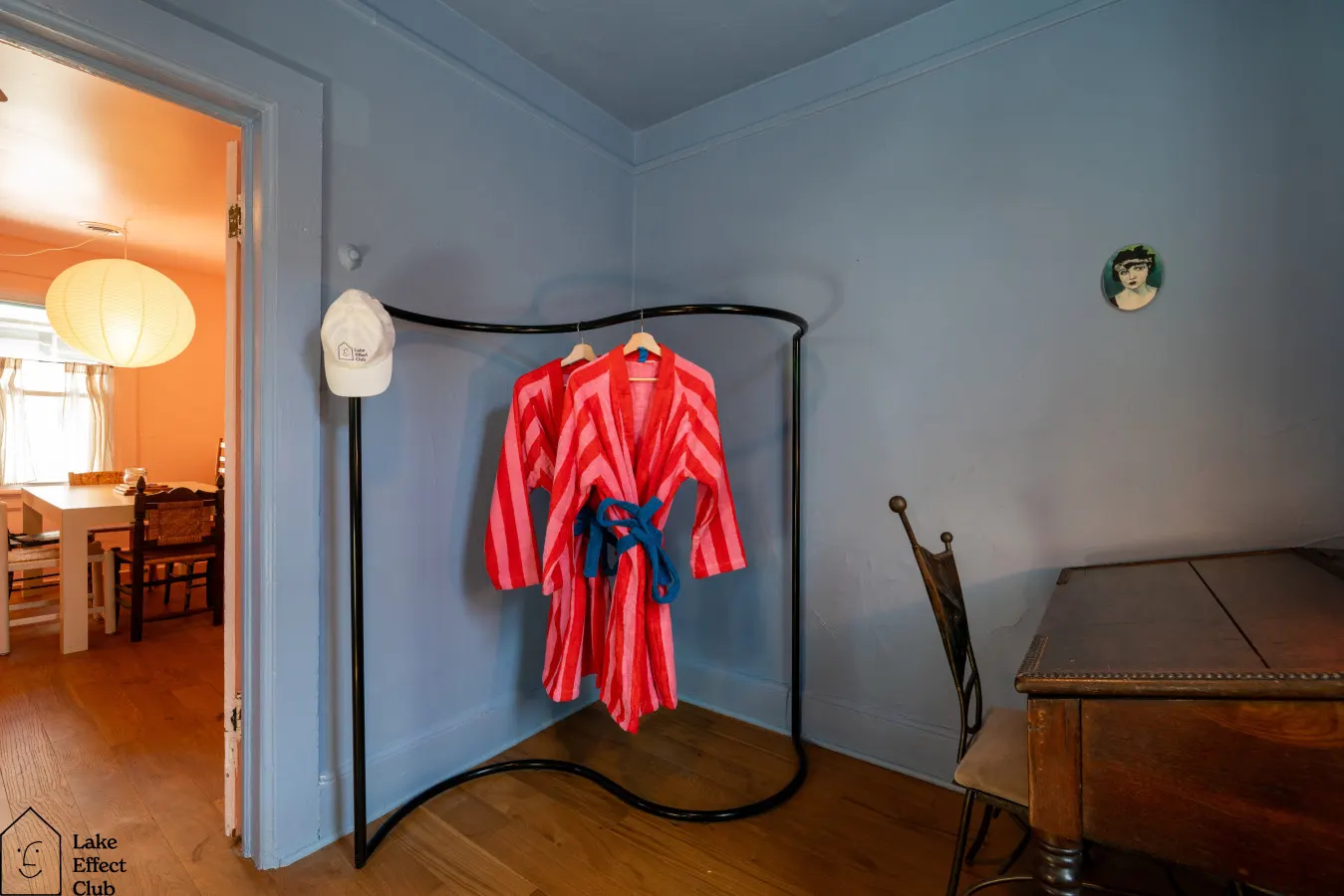 Sunny 1BR Flat with Gold + Blue Interiors Lake Effect Club: The Hoan, Sleeps 4 19