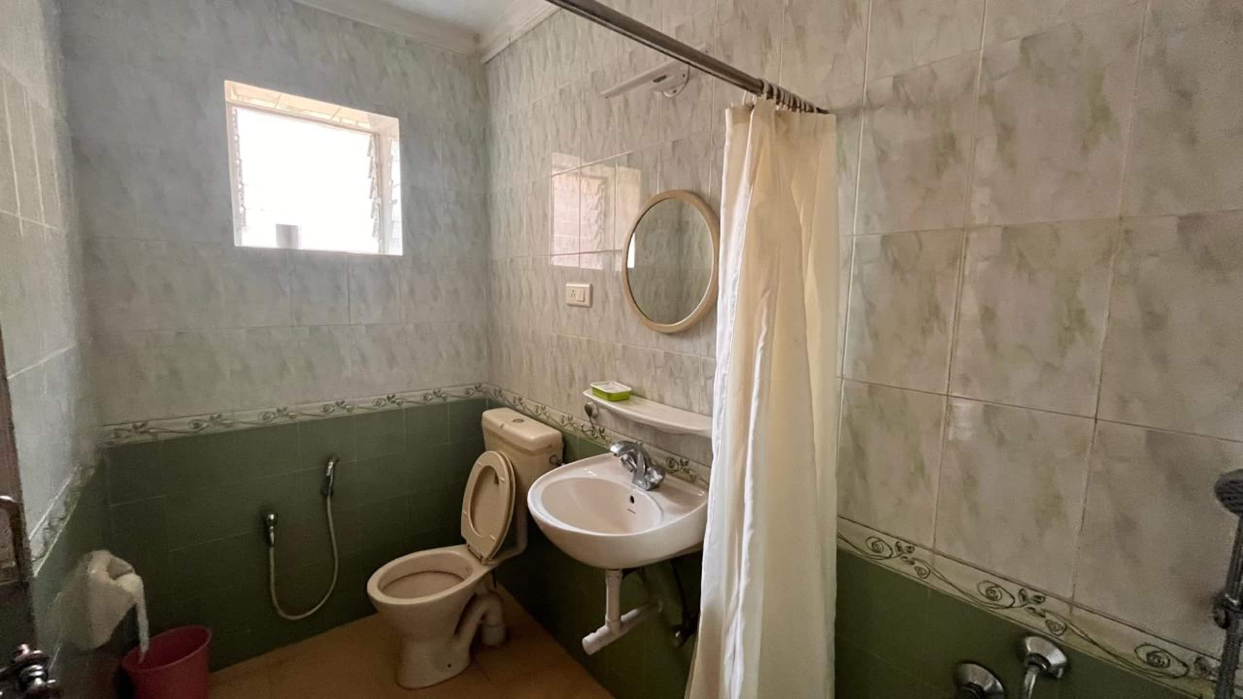 Olive Glow/Luxury stay/Pool /WiFi /near beach 29