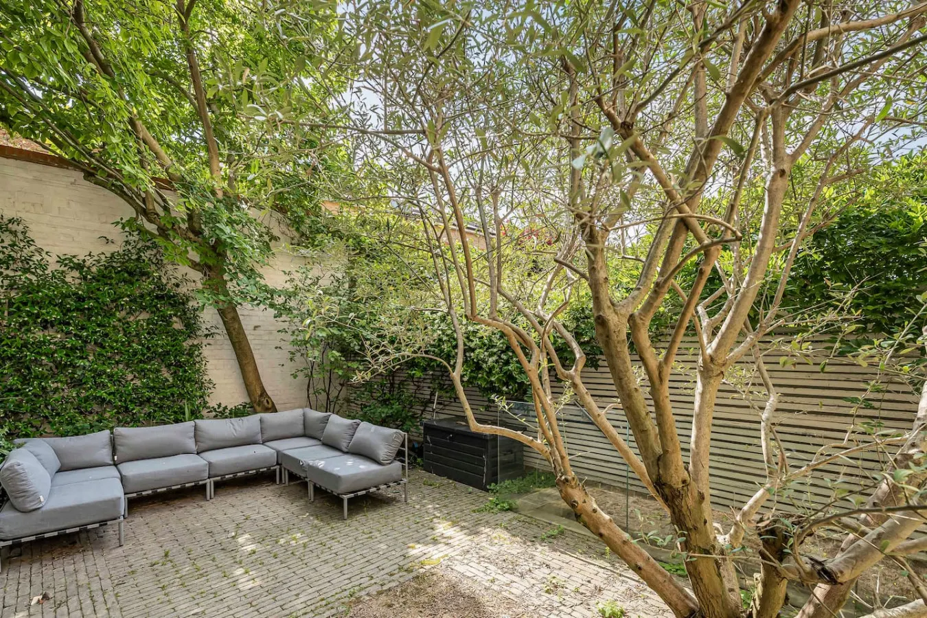 Chelsea 4-Bed House | Architect-Designed With Huge Private Garden — photo 4