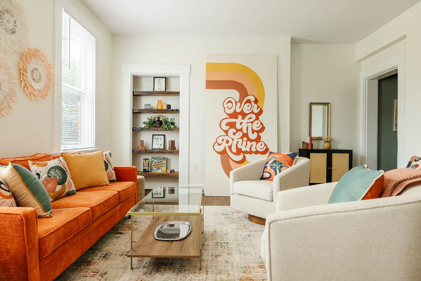 Walkable 2-Bdrm Findlay Market Downtown UC 1