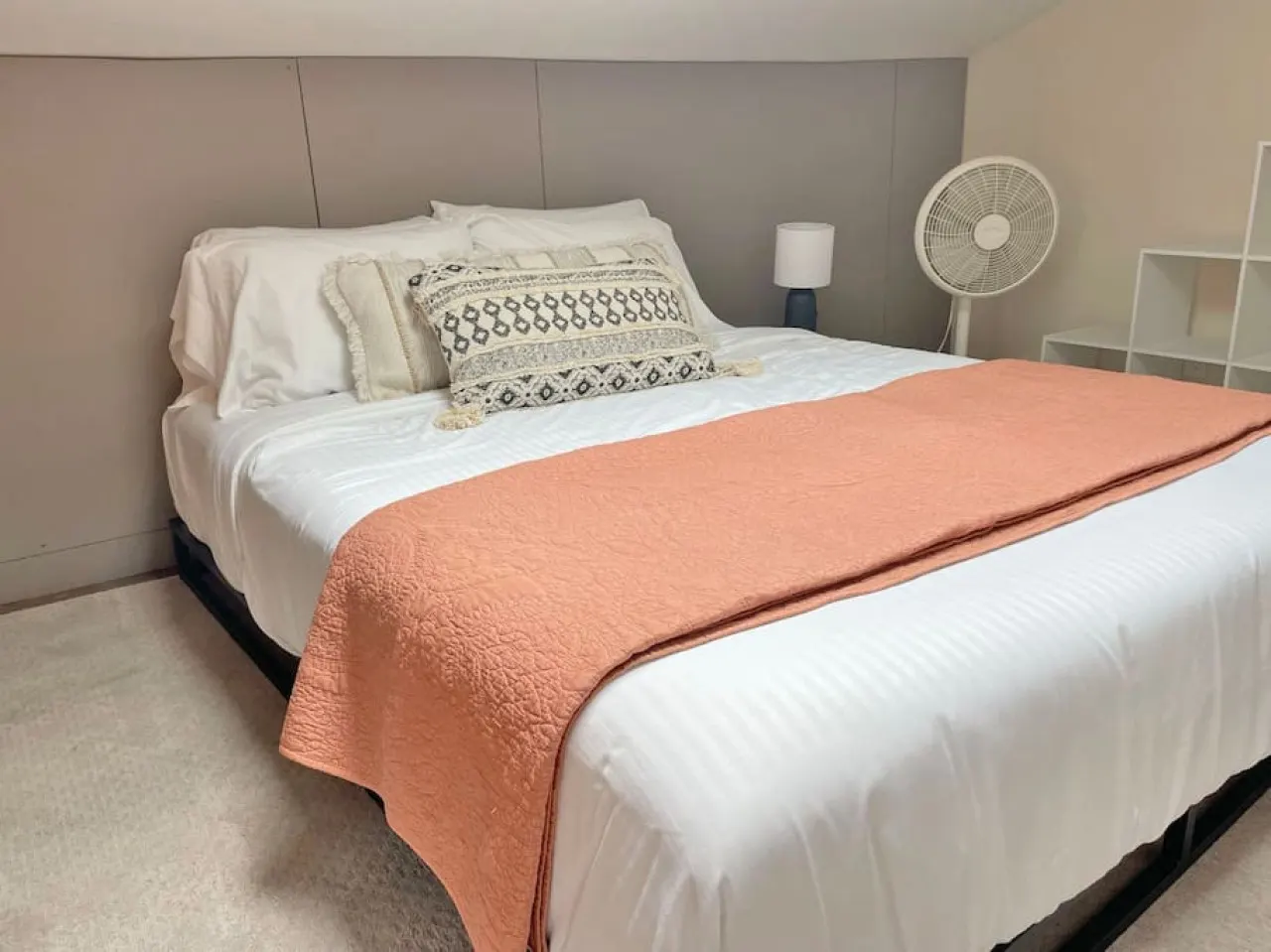 Walkable 2-Bdrm Findlay Market Downtown UC 13
