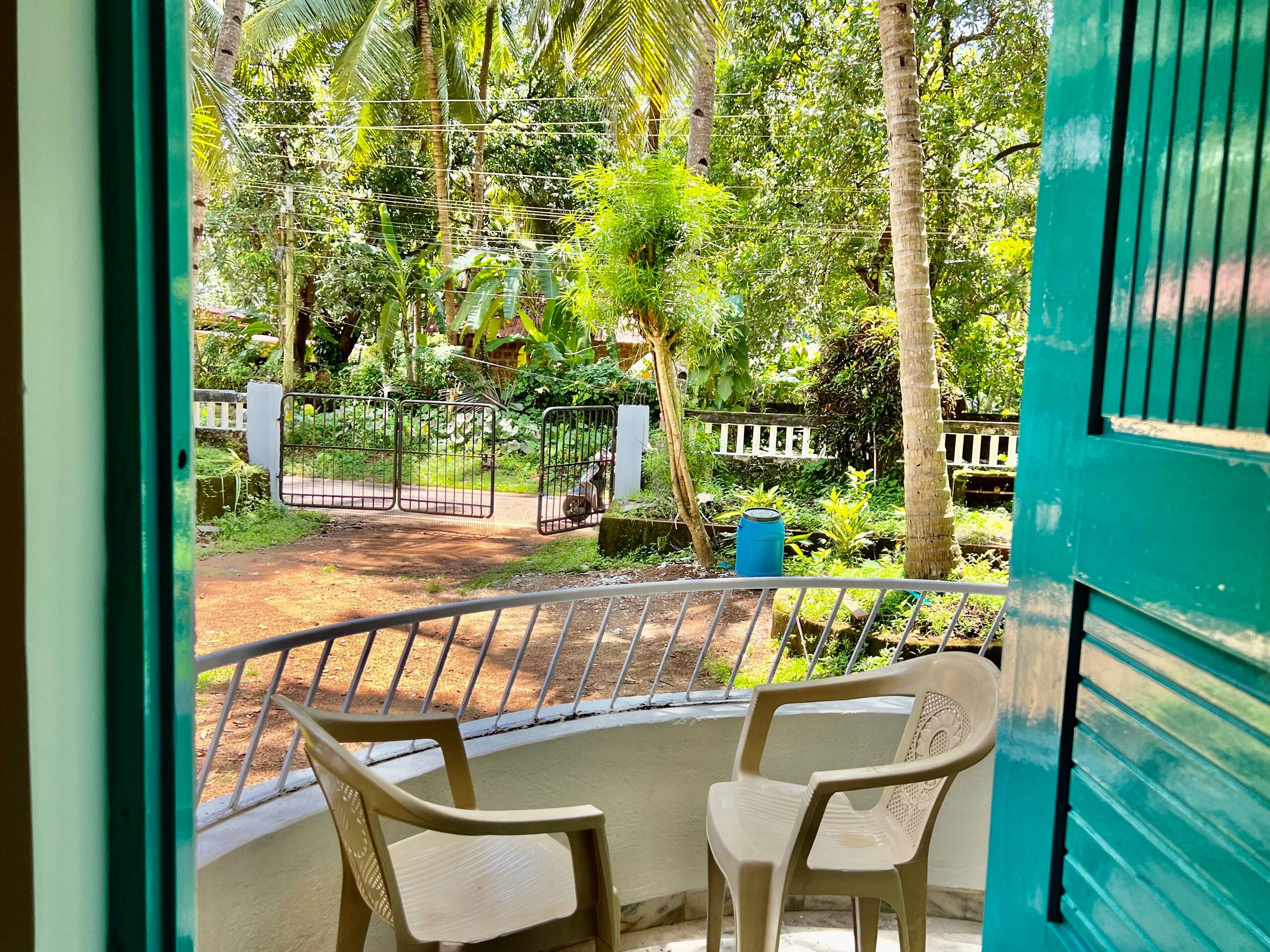 The Cider 3BHK Patnem| Sleeps10| AC~Wifi~Beach2min 6