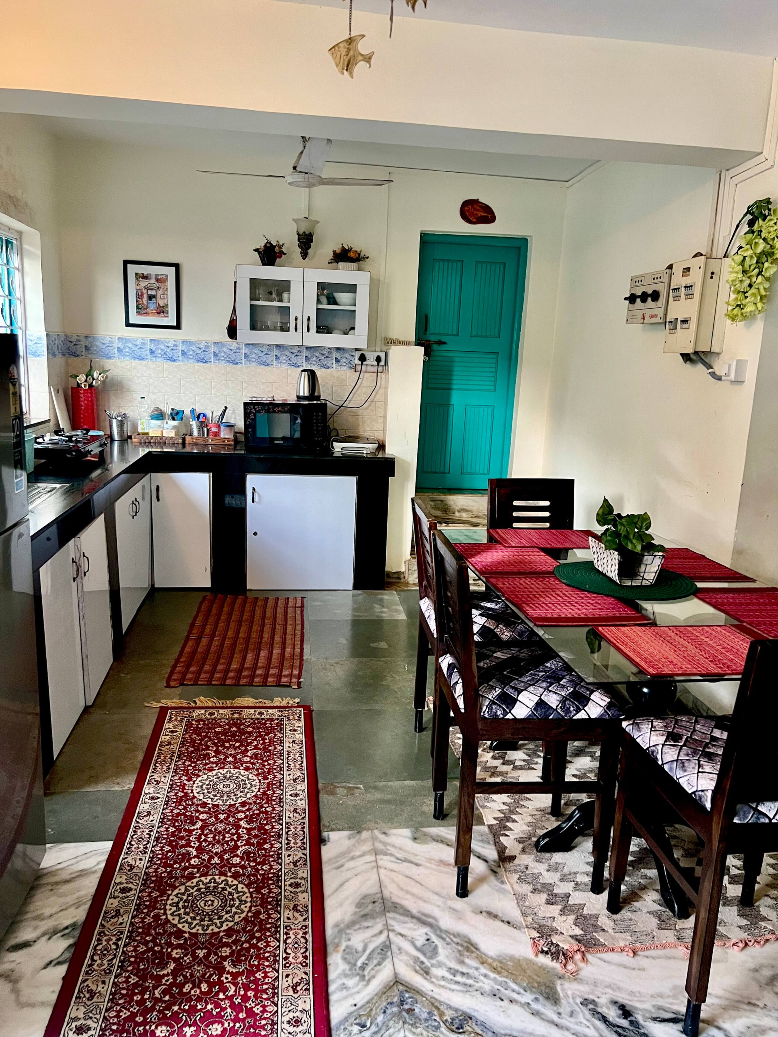 The Cider 3BHK Patnem| Sleeps10| AC~Wifi~Beach2min 17