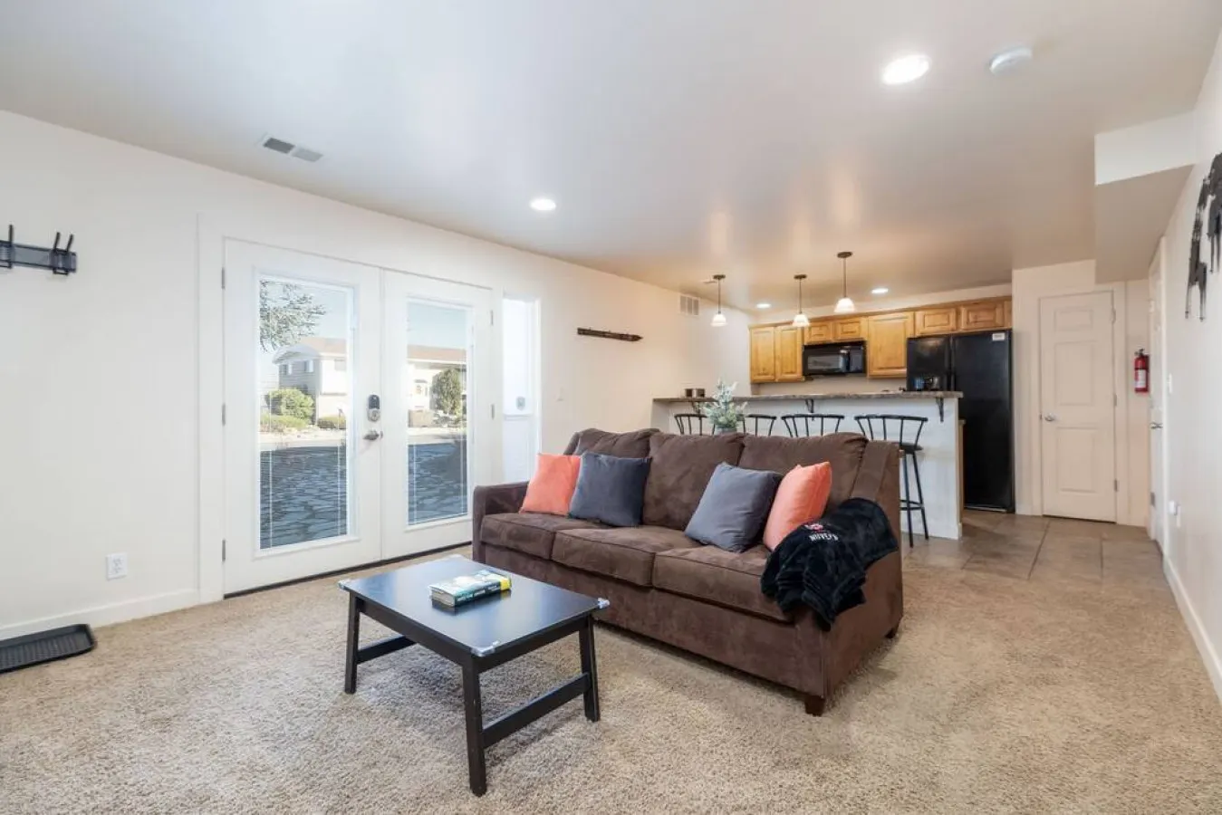 Cottonwood Heights Ski Rental for 6 | Shredder’s Shanty — photo 2
