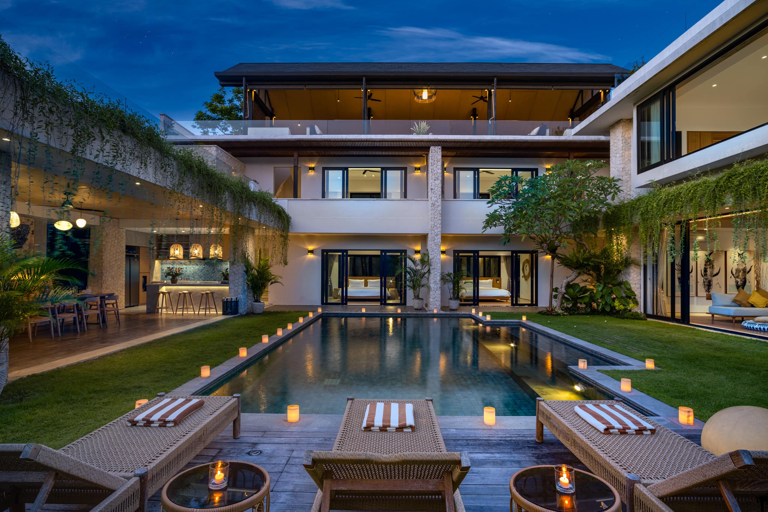 Villa Pantai Indah: 4-Bedroom, Kids Room, Pool 8